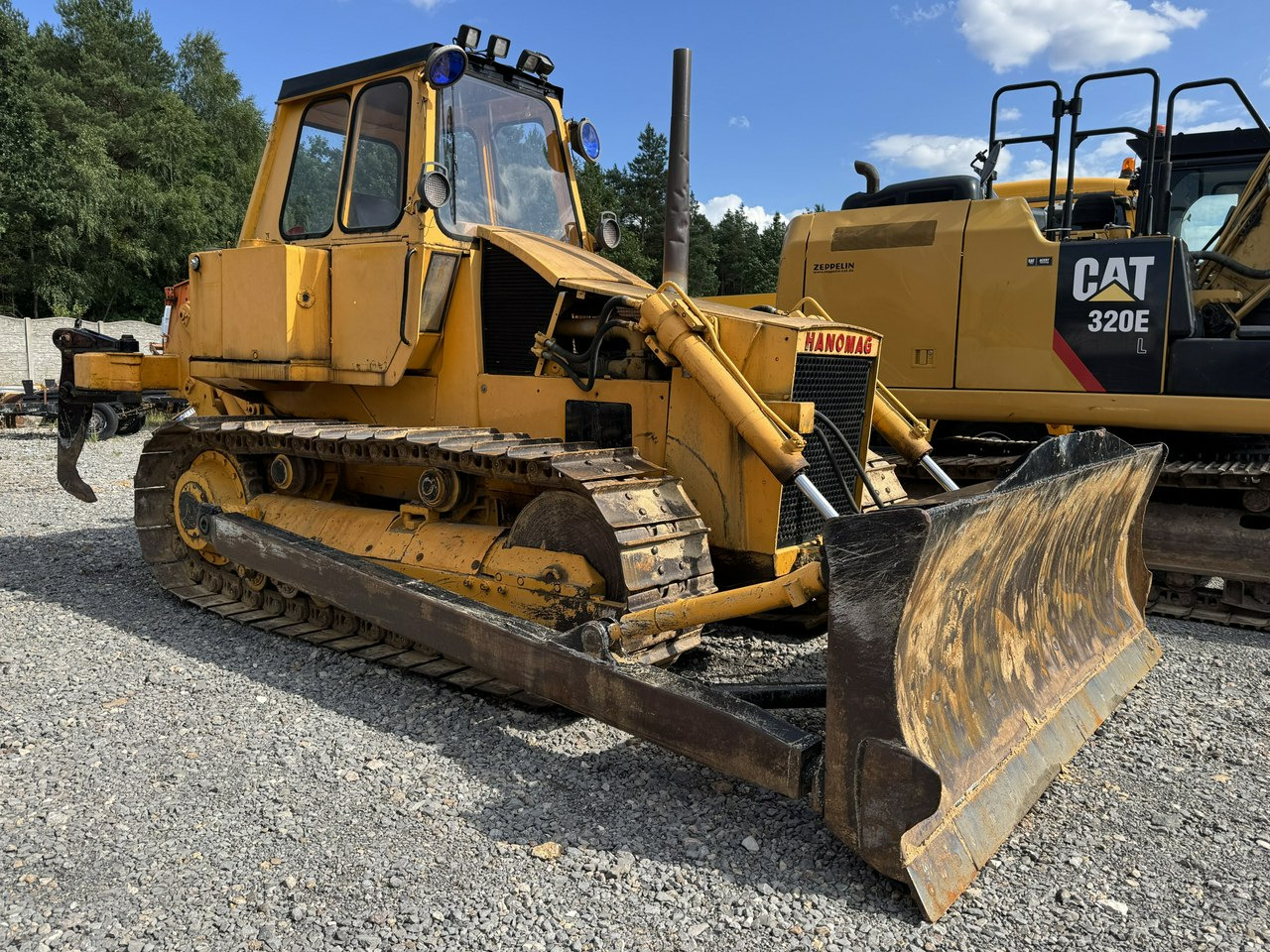 Hanomag Zrywak Waga-18ton w Pełni Sprawny do Pracy K12c - Buldožer: slika Hanomag Zrywak Waga-18ton w Pełni Sprawny do Pracy K12c - Buldožer Hanomag Zrywak Waga-18ton w Pełni Sprawny do Pracy K12c - Buldožer: slika Hanomag Zrywak Waga-18ton w Pełni Sprawny do Pracy K12c - Buldožer