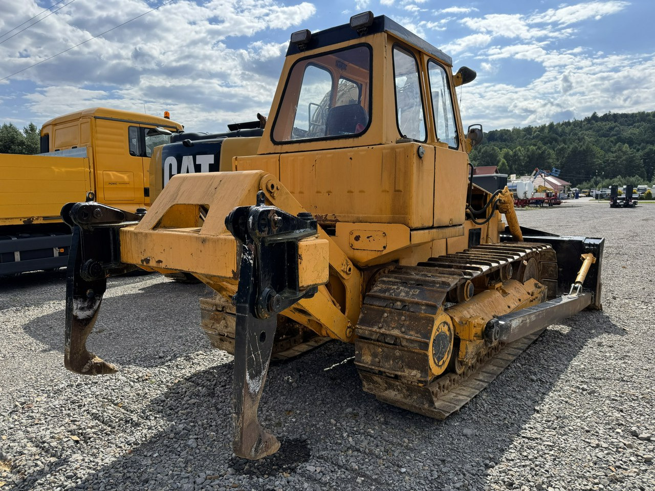 Hanomag Zrywak Waga-18ton w Pełni Sprawny do Pracy K12c - Buldožer: slika Hanomag Zrywak Waga-18ton w Pełni Sprawny do Pracy K12c - Buldožer Hanomag Zrywak Waga-18ton w Pełni Sprawny do Pracy K12c - Buldožer: slika Hanomag Zrywak Waga-18ton w Pełni Sprawny do Pracy K12c - Buldožer