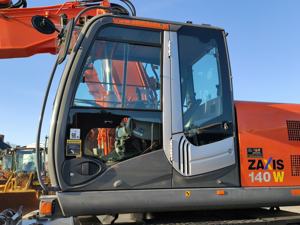 Bager na kotačima Hitachi ZX140 Koparka Kołowa: slika Bager na kotačima Hitachi ZX140 Koparka Kołowa