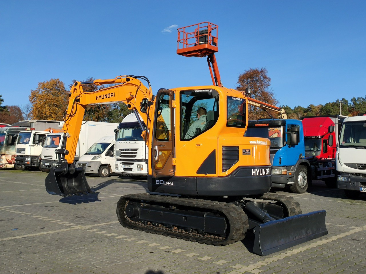 Hyundai ROBEX 80CR-9 2013r 8,3 tony - Bager gusjeničar: slika Hyundai ROBEX 80CR-9 2013r 8,3 tony - Bager gusjeničar Hyundai ROBEX 80CR-9 2013r 8,3 tony - Bager gusjeničar: slika Hyundai ROBEX 80CR-9 2013r 8,3 tony - Bager gusjeničar