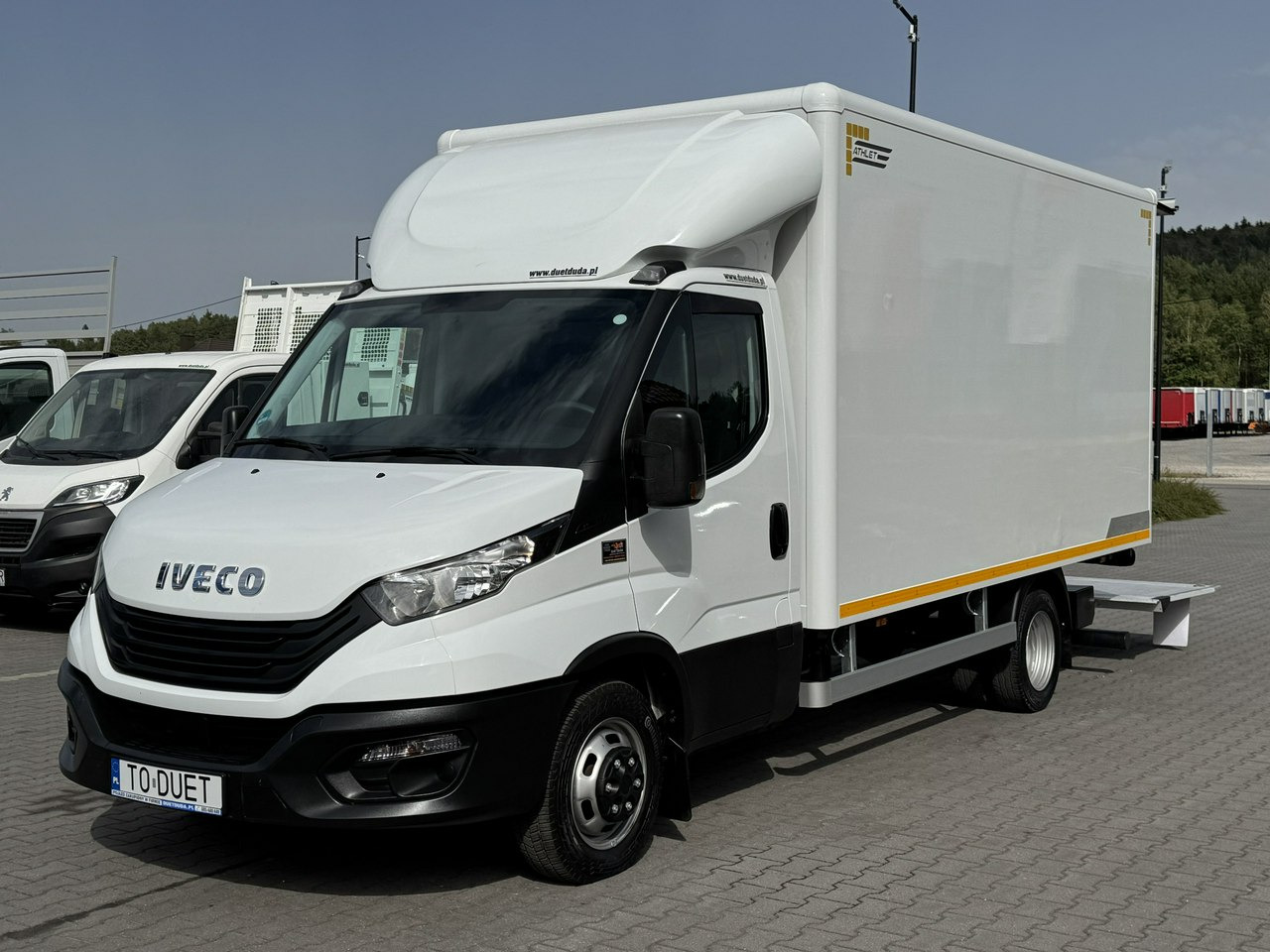 Iveco Daily 35C16 V - Dostavno vozilo sa zatvorenim sandukom: slika Iveco Daily 35C16 V - Dostavno vozilo sa zatvorenim sandukom Iveco Daily 35C16 V - Dostavno vozilo sa zatvorenim sandukom: slika Iveco Daily 35C16 V - Dostavno vozilo sa zatvorenim sandukom