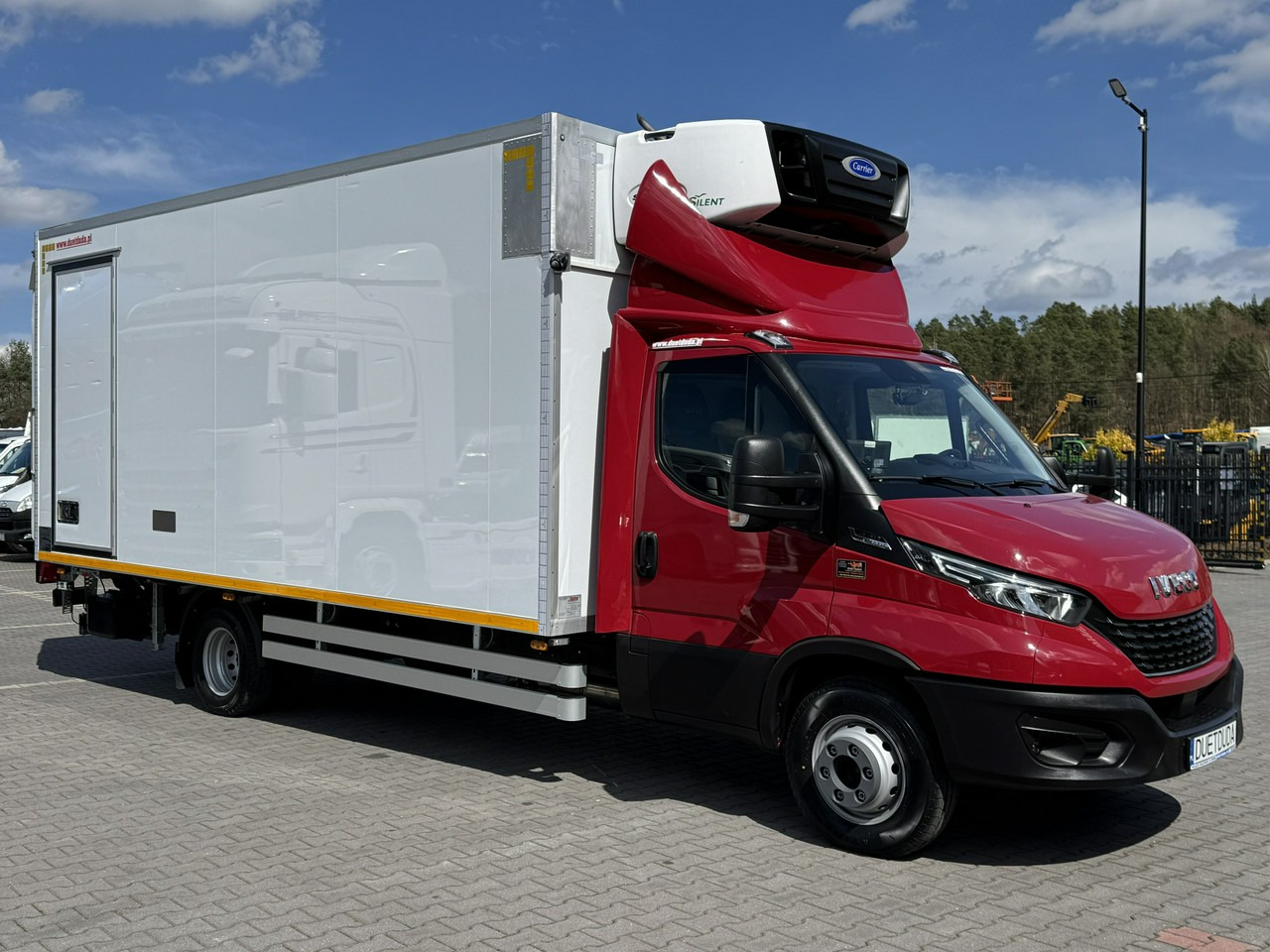 Iveco Daily 72C21 Mroźnia HI-MATIC Ściana Grodziowa Multitemperatura - Dostavno vozilo hladnjača: slika Iveco Daily 72C21 Mroźnia HI-MATIC Ściana Grodziowa Multitemperatura - Dostavno vozilo hladnjača Iveco Daily 72C21 Mroźnia HI-MATIC Ściana Grodziowa Multitemperatura - Dostavno vozilo hladnjača: slika Iveco Daily 72C21 Mroźnia HI-MATIC Ściana Grodziowa Multitemperatura - Dostavno vozilo hladnjača