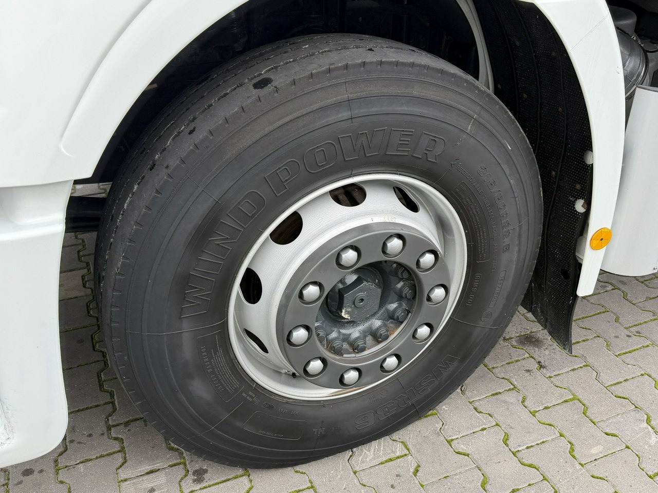 Iveco STRALIS 260S40 E6 Chłodnia Mroźnia Agregat THERMO KING T-1000R - Kamion hladnjača: slika Iveco STRALIS 260S40 E6 Chłodnia Mroźnia Agregat THERMO KING T-1000R - Kamion hladnjača Iveco STRALIS 260S40 E6 Chłodnia Mroźnia Agregat THERMO KING T-1000R - Kamion hladnjača: slika Iveco STRALIS 260S40 E6 Chłodnia Mroźnia Agregat THERMO KING T-1000R - Kamion hladnjača