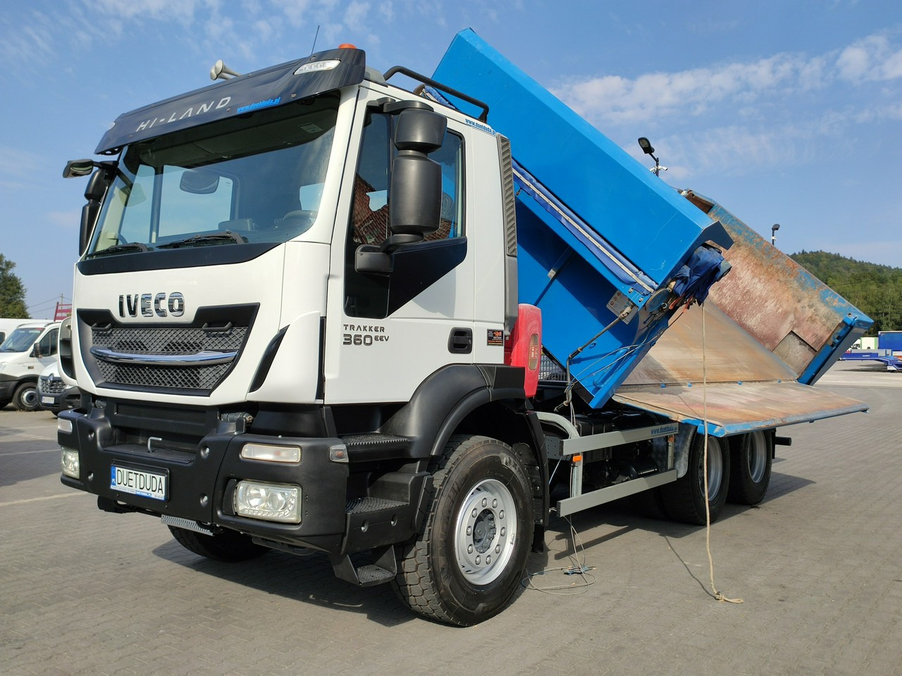 Iveco Trakker 360 EEV Manual 6x4 Wywrot 3-stronny Hydroburta Bok i Tył - Kiper: slika Iveco Trakker 360 EEV Manual 6x4 Wywrot 3-stronny Hydroburta Bok i Tył - Kiper Iveco Trakker 360 EEV Manual 6x4 Wywrot 3-stronny Hydroburta Bok i Tył - Kiper: slika Iveco Trakker 360 EEV Manual 6x4 Wywrot 3-stronny Hydroburta Bok i Tył - Kiper