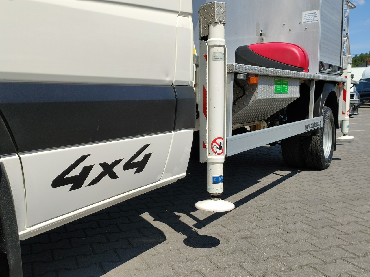 Iveco Volkswagen Crafter 4x4 Zwyżka 21m Palfinger P210BK JIP-Ogon udt - Podizna platforma montirana na kamion: slika Iveco Volkswagen Crafter 4x4 Zwyżka 21m Palfinger P210BK JIP-Ogon udt - Podizna platforma montirana na kamion Iveco Volkswagen Crafter 4x4 Zwyżka 21m Palfinger P210BK JIP-Ogon udt - Podizna platforma montirana na kamion: slika Iveco Volkswagen Crafter 4x4 Zwyżka 21m Palfinger P210BK JIP-Ogon udt - Podizna platforma montirana na kamion