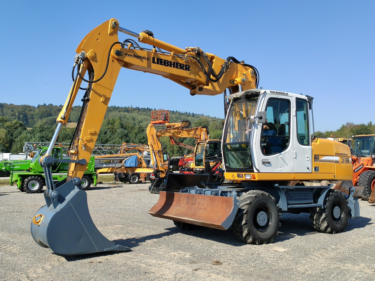 Liebherr A316 Maszyna po Pełnym Tulejowaniu Bez Luzów i Wycieków - Bager na kotačima: slika Liebherr A316 Maszyna po Pełnym Tulejowaniu Bez Luzów i Wycieków - Bager na kotačima Liebherr A316 Maszyna po Pełnym Tulejowaniu Bez Luzów i Wycieków - Bager na kotačima: slika Liebherr A316 Maszyna po Pełnym Tulejowaniu Bez Luzów i Wycieków - Bager na kotačima