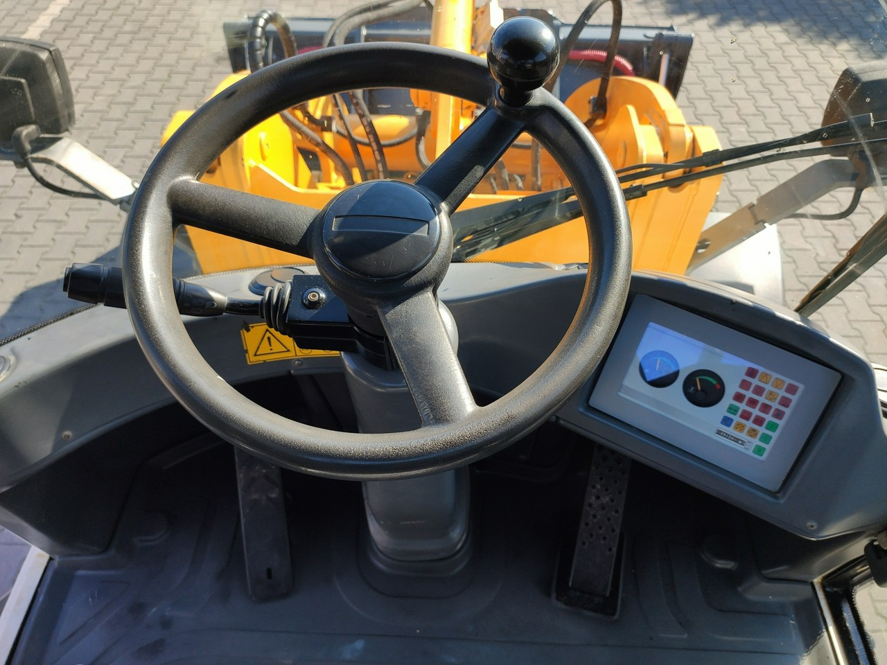 Zglobni utovarivač Liebherr L 506 STEREO Szybkozłącze / Łyżka Krokodyl + Widły Waga 6300kg: slika Zglobni utovarivač Liebherr L 506 STEREO Szybkozłącze / Łyżka Krokodyl + Widły Waga 6300kg