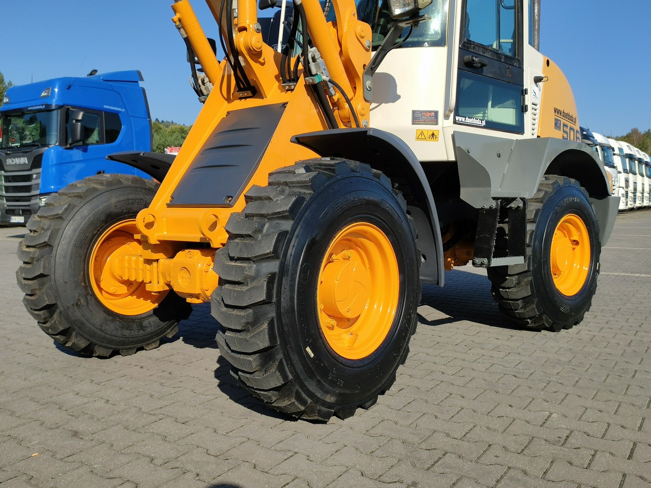 Liebherr L 506 STEREO Szybkozłącze / Łyżka Krokodyl + Widły Waga 6300kg - Zglobni utovarivač: slika Liebherr L 506 STEREO Szybkozłącze / Łyżka Krokodyl + Widły Waga 6300kg - Zglobni utovarivač Liebherr L 506 STEREO Szybkozłącze / Łyżka Krokodyl + Widły Waga 6300kg - Zglobni utovarivač: slika Liebherr L 506 STEREO Szybkozłącze / Łyżka Krokodyl + Widły Waga 6300kg - Zglobni utovarivač