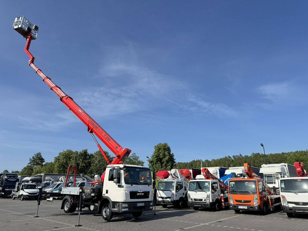 MAN TGL 7.150 Zwyżka Ruthmann T330 33-Metry DMC 7500KG 21m w Bok - Podizna platforma montirana na kamion: slika MAN TGL 7.150 Zwyżka Ruthmann T330 33-Metry DMC 7500KG 21m w Bok - Podizna platforma montirana na kamion MAN TGL 7.150 Zwyżka Ruthmann T330 33-Metry DMC 7500KG 21m w Bok - Podizna platforma montirana na kamion: slika MAN TGL 7.150 Zwyżka Ruthmann T330 33-Metry DMC 7500KG 21m w Bok - Podizna platforma montirana na kamion