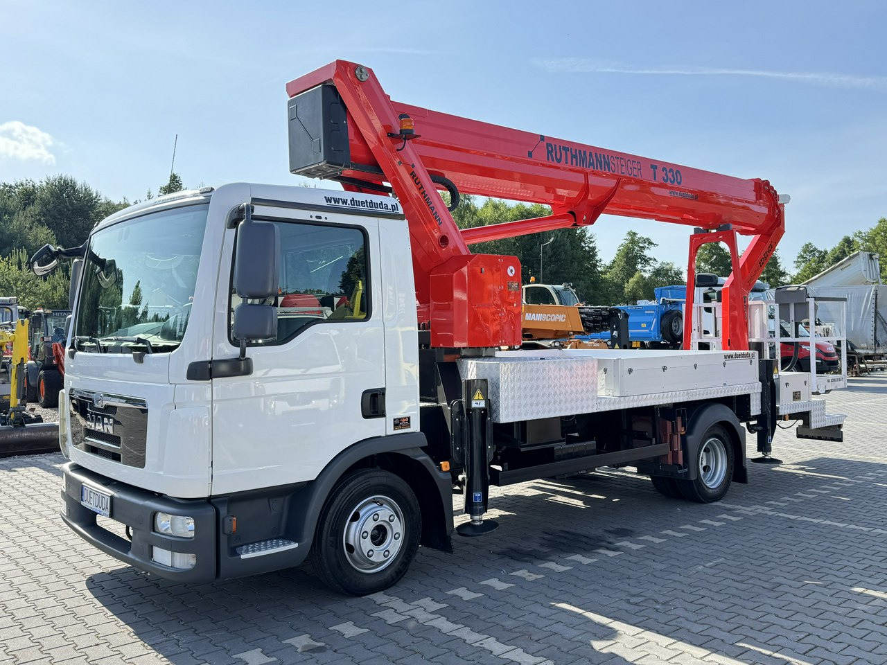 MAN TGL 7.150 Zwyżka Ruthmann T330 33-Metry DMC 7500KG 21m w Bok - Podizna platforma montirana na kamion: slika MAN TGL 7.150 Zwyżka Ruthmann T330 33-Metry DMC 7500KG 21m w Bok - Podizna platforma montirana na kamion MAN TGL 7.150 Zwyżka Ruthmann T330 33-Metry DMC 7500KG 21m w Bok - Podizna platforma montirana na kamion: slika MAN TGL 7.150 Zwyżka Ruthmann T330 33-Metry DMC 7500KG 21m w Bok - Podizna platforma montirana na kamion