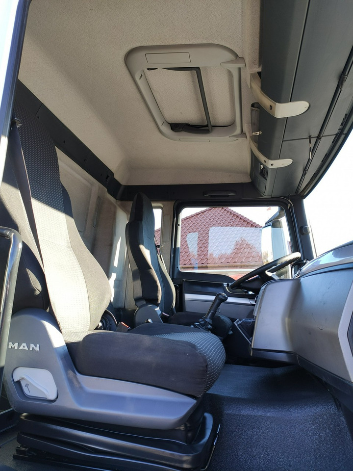 Kamion s otvorenim sandukom, Kamion s kranom MAN TGS 26.360 6x4: slika Kamion s otvorenim sandukom, Kamion s kranom MAN TGS 26.360 6x4 Kamion s otvorenim sandukom, Kamion s kranom MAN TGS 26.360 6x4: slika Kamion s otvorenim sandukom, Kamion s kranom MAN TGS 26.360 6x4