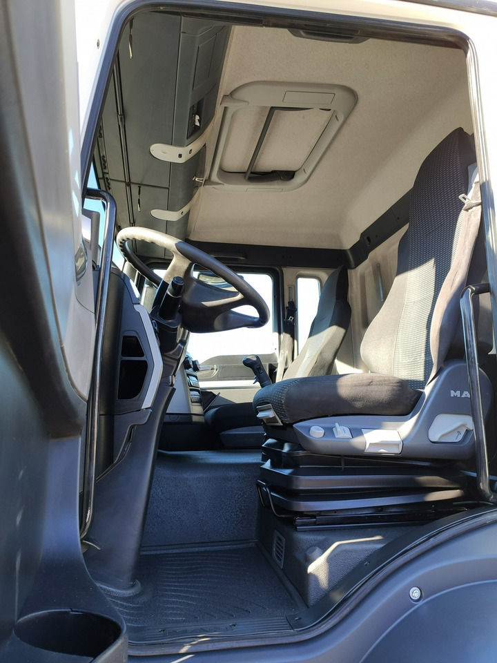 Kamion s otvorenim sandukom, Kamion s kranom MAN TGS 26.360 6x4: slika Kamion s otvorenim sandukom, Kamion s kranom MAN TGS 26.360 6x4 Kamion s otvorenim sandukom, Kamion s kranom MAN TGS 26.360 6x4: slika Kamion s otvorenim sandukom, Kamion s kranom MAN TGS 26.360 6x4