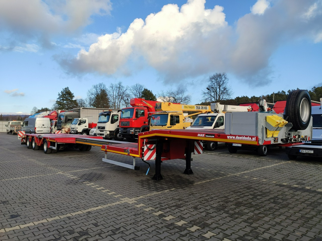 MAX Trailer 3-Osie Oś skrętna Oś Podnoszona Nooteboom - Poluprikolica s niskim utovarivačem: slika MAX Trailer 3-Osie Oś skrętna Oś Podnoszona Nooteboom - Poluprikolica s niskim utovarivačem MAX Trailer 3-Osie Oś skrętna Oś Podnoszona Nooteboom - Poluprikolica s niskim utovarivačem: slika MAX Trailer 3-Osie Oś skrętna Oś Podnoszona Nooteboom - Poluprikolica s niskim utovarivačem