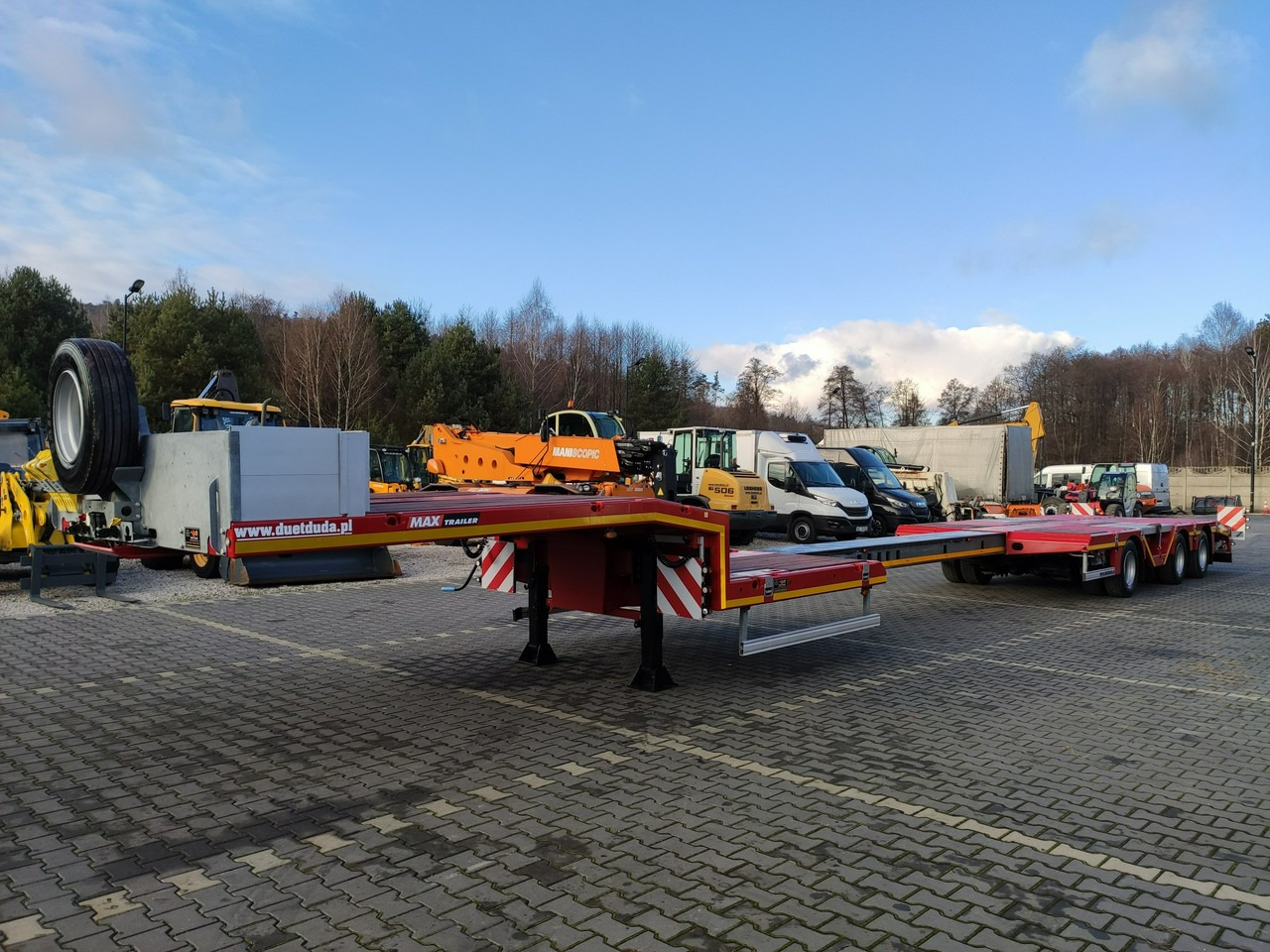 MAX Trailer 3-Osie Oś skrętna Oś Podnoszona Nooteboom - Poluprikolica s niskim utovarivačem: slika MAX Trailer 3-Osie Oś skrętna Oś Podnoszona Nooteboom - Poluprikolica s niskim utovarivačem MAX Trailer 3-Osie Oś skrętna Oś Podnoszona Nooteboom - Poluprikolica s niskim utovarivačem: slika MAX Trailer 3-Osie Oś skrętna Oś Podnoszona Nooteboom - Poluprikolica s niskim utovarivačem