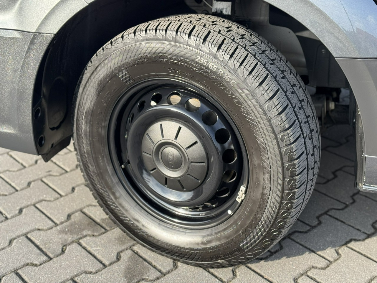 Zakup Man TGE Man TGE: slika Zakup Man TGE Man TGE