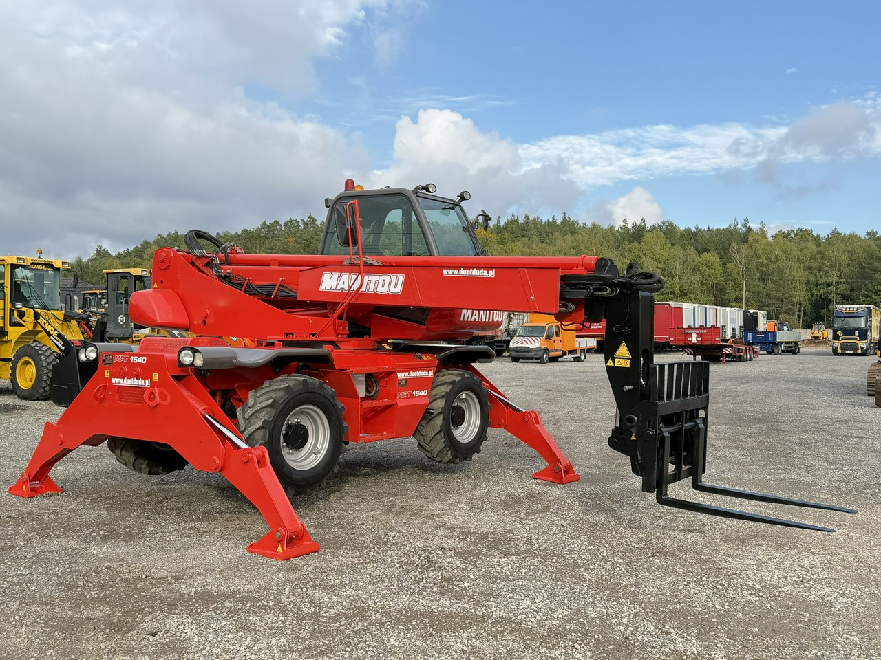 Manitou MRT 1640 Easy ROTO Ładowarka Teleskopowa Obrotowa 1840 2150 - Teleskopski rukovatelj: slika Manitou MRT 1640 Easy ROTO Ładowarka Teleskopowa Obrotowa 1840 2150 - Teleskopski rukovatelj Manitou MRT 1640 Easy ROTO Ładowarka Teleskopowa Obrotowa 1840 2150 - Teleskopski rukovatelj: slika Manitou MRT 1640 Easy ROTO Ładowarka Teleskopowa Obrotowa 1840 2150 - Teleskopski rukovatelj