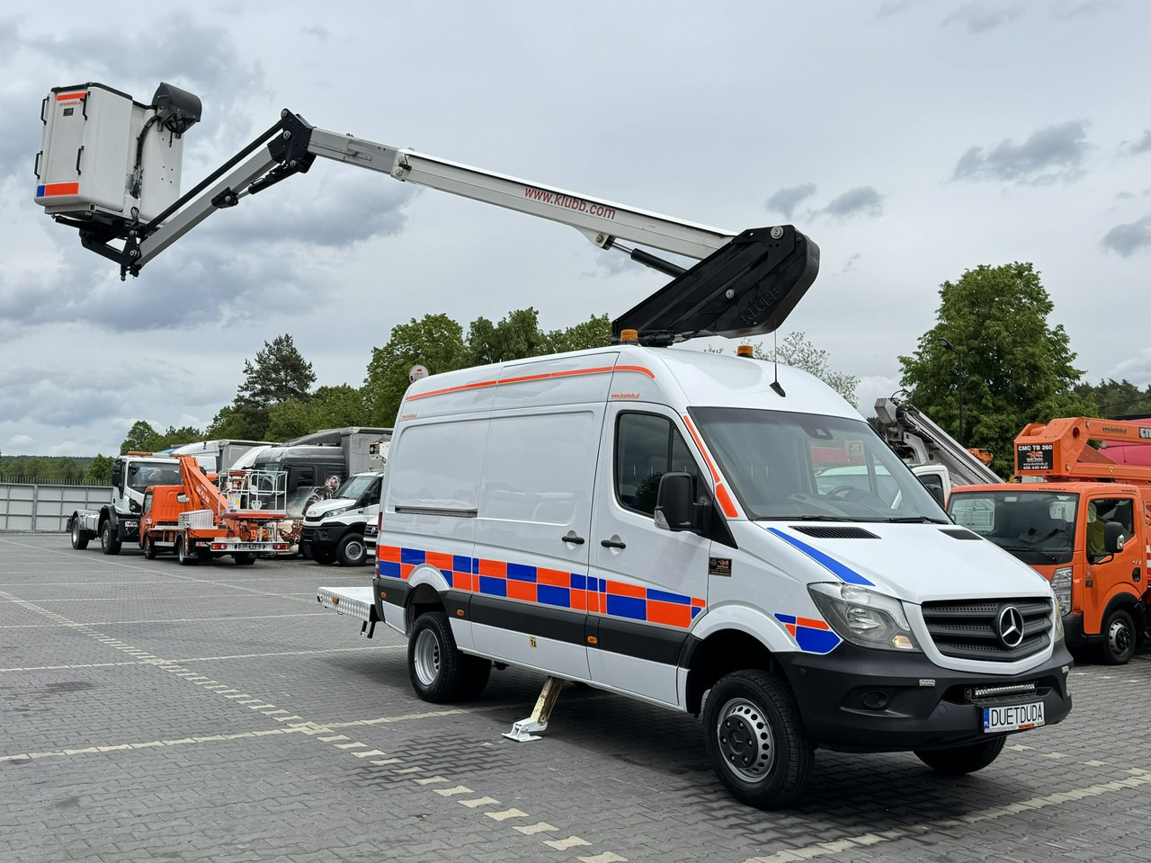 Mercedes Sprinter Zwyżka Podnośnik Koszowy KLUBB K42P UDT WUMAG GSR - Podizna platforma montirana na kamion: slika Mercedes Sprinter Zwyżka Podnośnik Koszowy KLUBB K42P UDT WUMAG GSR - Podizna platforma montirana na kamion Mercedes Sprinter Zwyżka Podnośnik Koszowy KLUBB K42P UDT WUMAG GSR - Podizna platforma montirana na kamion: slika Mercedes Sprinter Zwyżka Podnośnik Koszowy KLUBB K42P UDT WUMAG GSR - Podizna platforma montirana na kamion