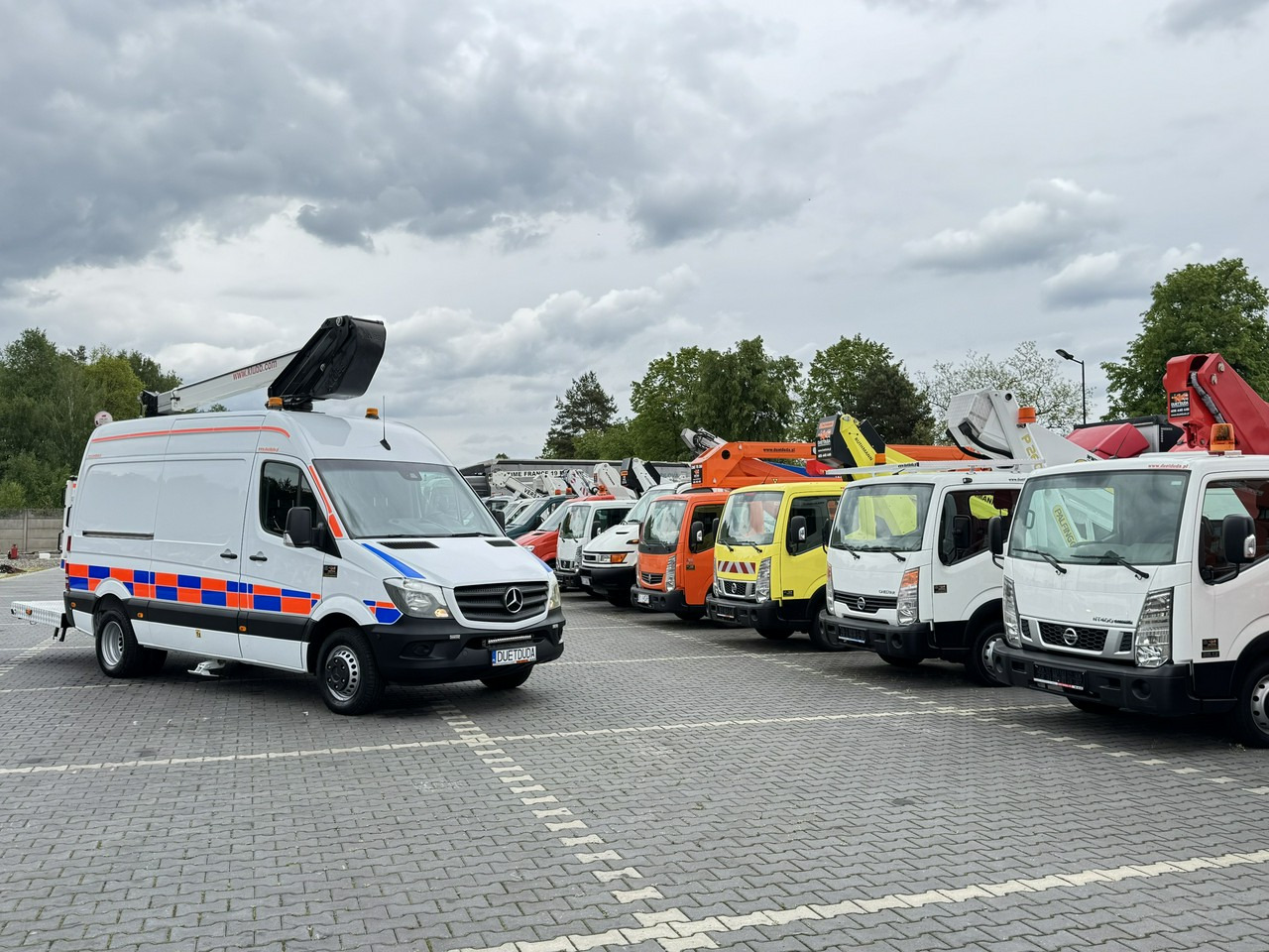 Mercedes Sprinter Zwyżka Podnośnik Koszowy KLUBB K42P UDT WUMAG GSR - Podizna platforma montirana na kamion: slika Mercedes Sprinter Zwyżka Podnośnik Koszowy KLUBB K42P UDT WUMAG GSR - Podizna platforma montirana na kamion Mercedes Sprinter Zwyżka Podnośnik Koszowy KLUBB K42P UDT WUMAG GSR - Podizna platforma montirana na kamion: slika Mercedes Sprinter Zwyżka Podnośnik Koszowy KLUBB K42P UDT WUMAG GSR - Podizna platforma montirana na kamion