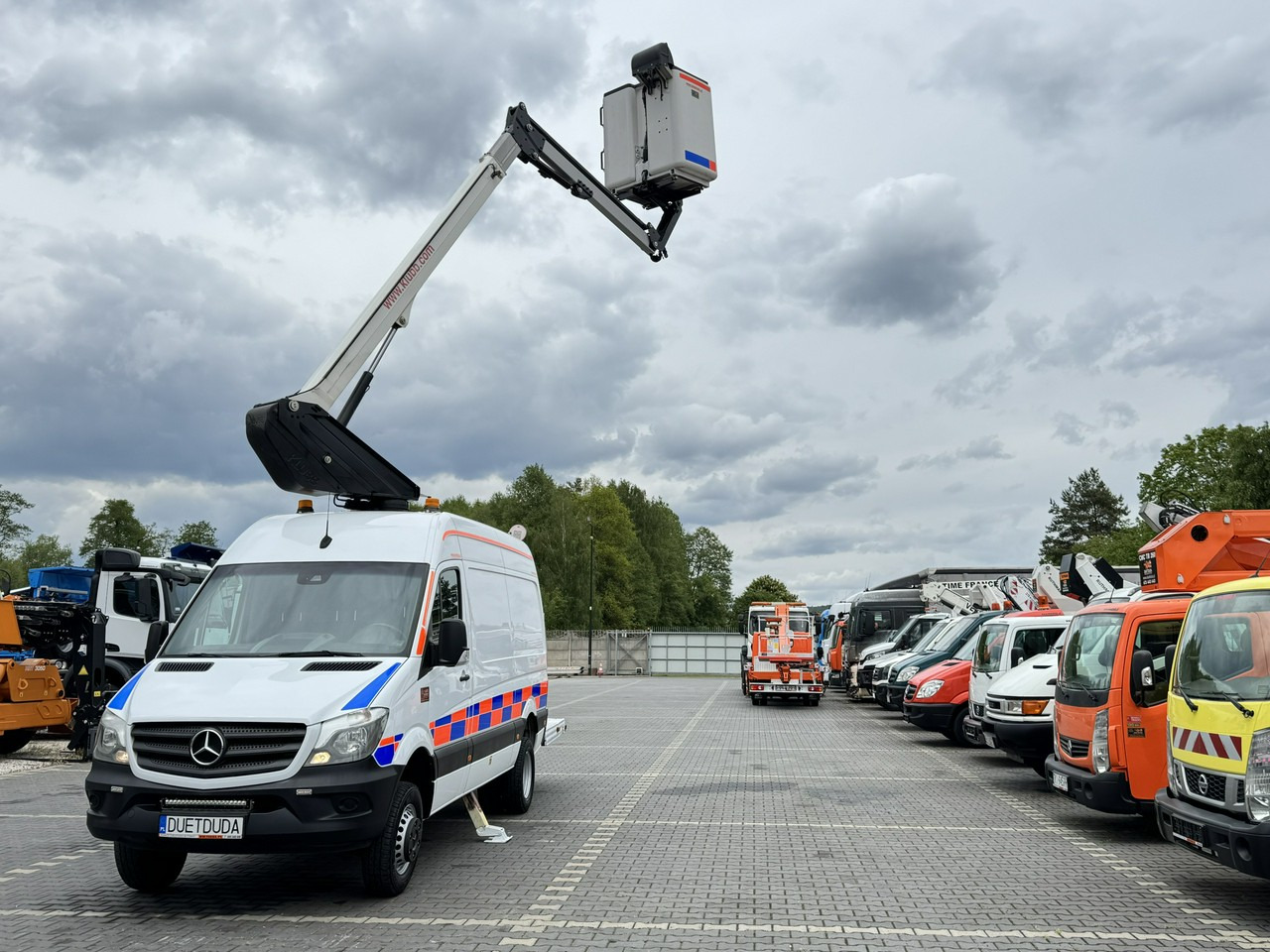 Mercedes Sprinter Zwyżka Podnośnik Koszowy KLUBB K42P UDT WUMAG GSR - Podizna platforma montirana na kamion: slika Mercedes Sprinter Zwyżka Podnośnik Koszowy KLUBB K42P UDT WUMAG GSR - Podizna platforma montirana na kamion Mercedes Sprinter Zwyżka Podnośnik Koszowy KLUBB K42P UDT WUMAG GSR - Podizna platforma montirana na kamion: slika Mercedes Sprinter Zwyżka Podnośnik Koszowy KLUBB K42P UDT WUMAG GSR - Podizna platforma montirana na kamion