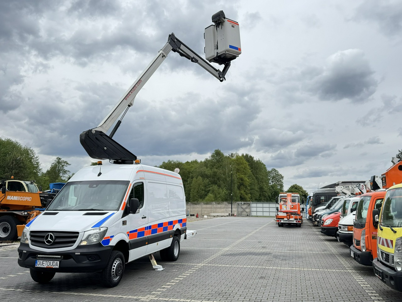 Mercedes Sprinter Zwyżka Podnośnik Koszowy KLUBB K42P UDT WUMAG GSR - Podizna platforma montirana na kamion: slika Mercedes Sprinter Zwyżka Podnośnik Koszowy KLUBB K42P UDT WUMAG GSR - Podizna platforma montirana na kamion Mercedes Sprinter Zwyżka Podnośnik Koszowy KLUBB K42P UDT WUMAG GSR - Podizna platforma montirana na kamion: slika Mercedes Sprinter Zwyżka Podnośnik Koszowy KLUBB K42P UDT WUMAG GSR - Podizna platforma montirana na kamion