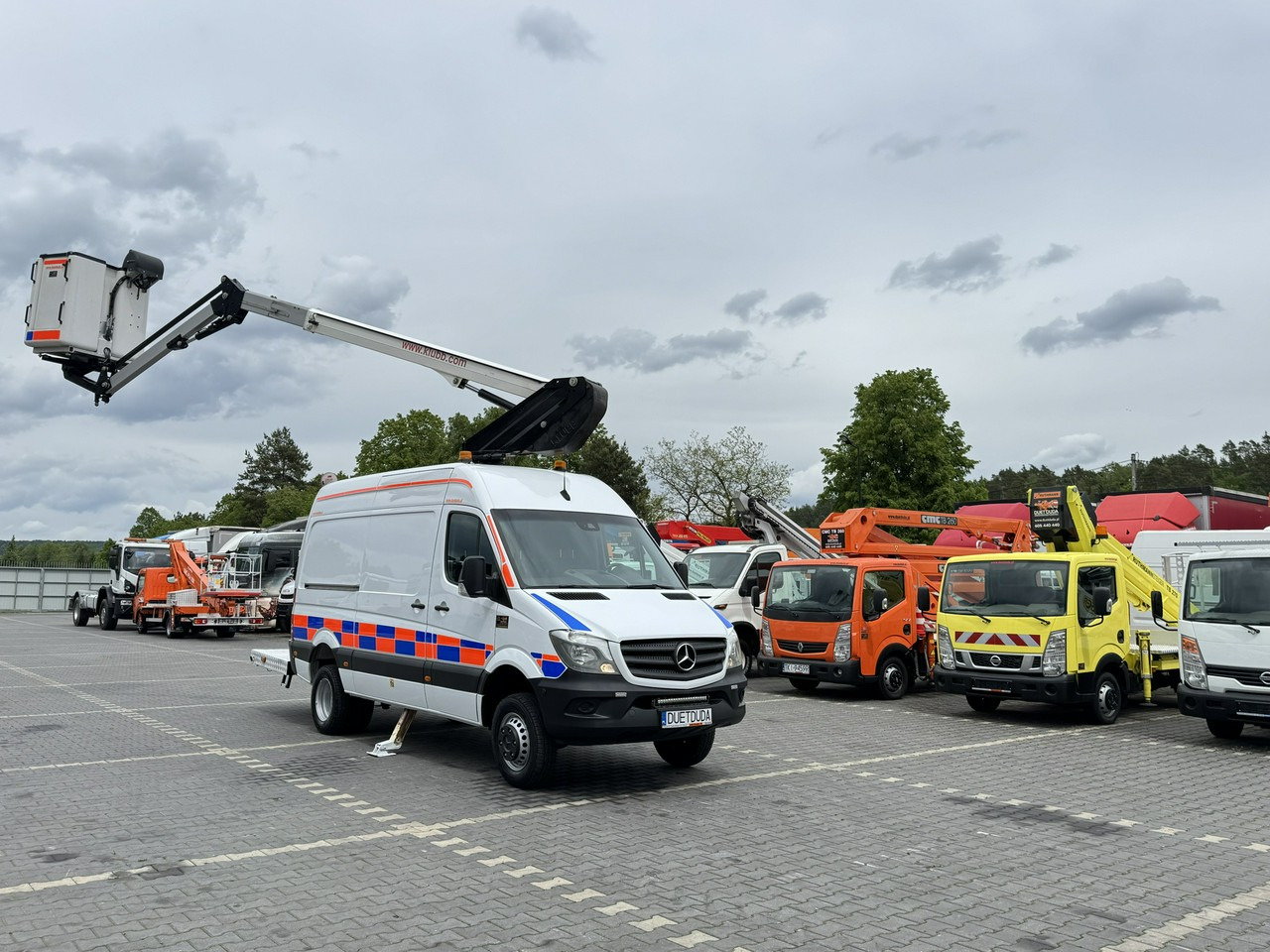 Mercedes Sprinter Zwyżka Podnośnik Koszowy KLUBB K42P UDT WUMAG GSR - Podizna platforma montirana na kamion: slika Mercedes Sprinter Zwyżka Podnośnik Koszowy KLUBB K42P UDT WUMAG GSR - Podizna platforma montirana na kamion Mercedes Sprinter Zwyżka Podnośnik Koszowy KLUBB K42P UDT WUMAG GSR - Podizna platforma montirana na kamion: slika Mercedes Sprinter Zwyżka Podnośnik Koszowy KLUBB K42P UDT WUMAG GSR - Podizna platforma montirana na kamion