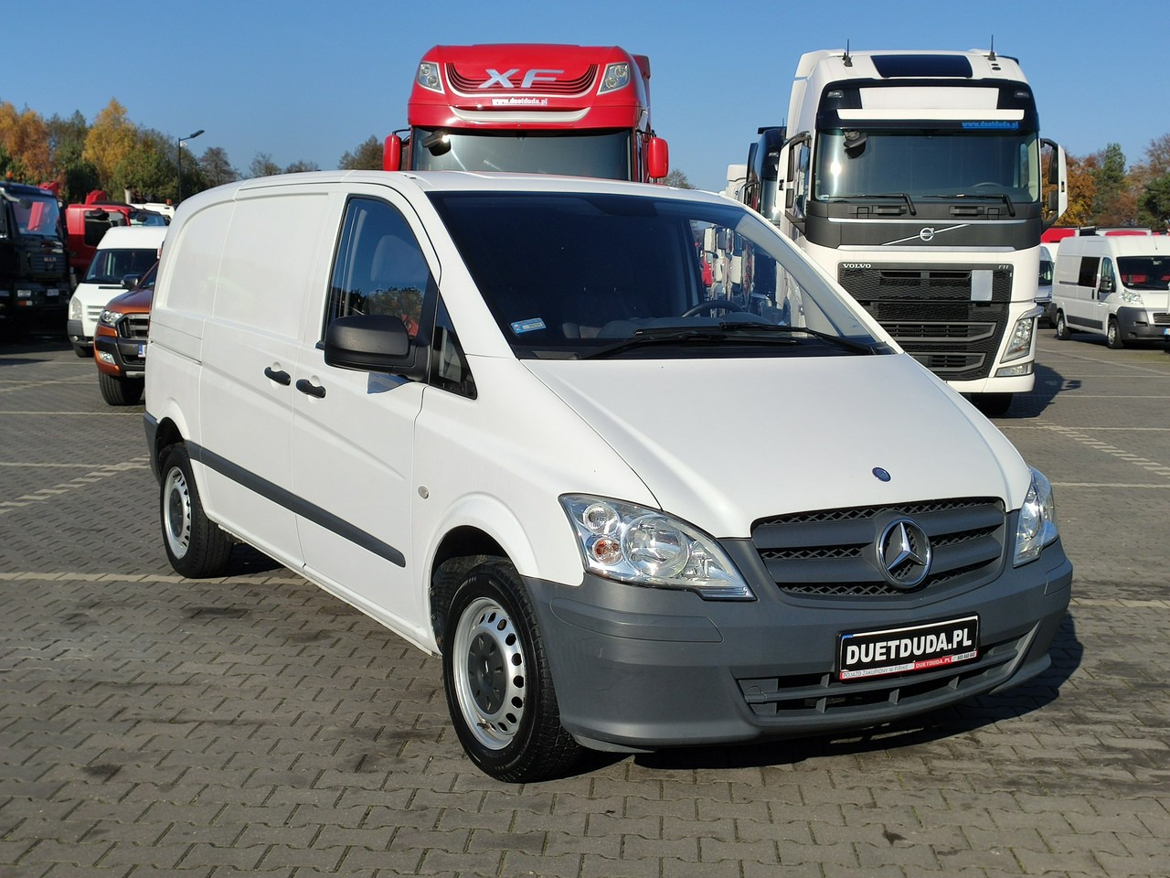 Mercedes Vito - Mali kombi: slika Mercedes Vito - Mali kombi Mercedes Vito - Mali kombi: slika Mercedes Vito - Mali kombi