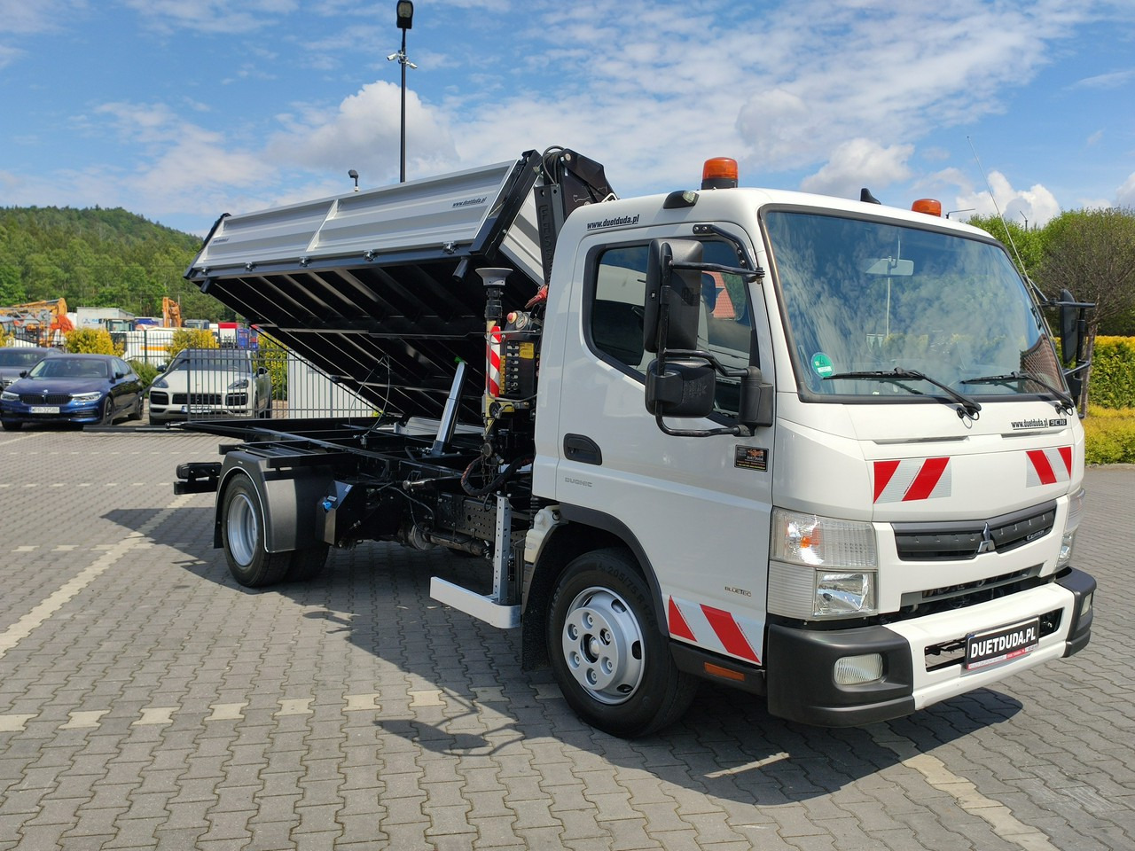 Mitsubishi Canter Fuso 9C18 3.0/180KM Automat, HDS FASSI F30 Wywrotka 3-str - Kiper, Kamion s kranom: slika Mitsubishi Canter Fuso 9C18 3.0/180KM Automat, HDS FASSI F30 Wywrotka 3-str - Kiper, Kamion s kranom Mitsubishi Canter Fuso 9C18 3.0/180KM Automat, HDS FASSI F30 Wywrotka 3-str - Kiper, Kamion s kranom: slika Mitsubishi Canter Fuso 9C18 3.0/180KM Automat, HDS FASSI F30 Wywrotka 3-str - Kiper, Kamion s kranom