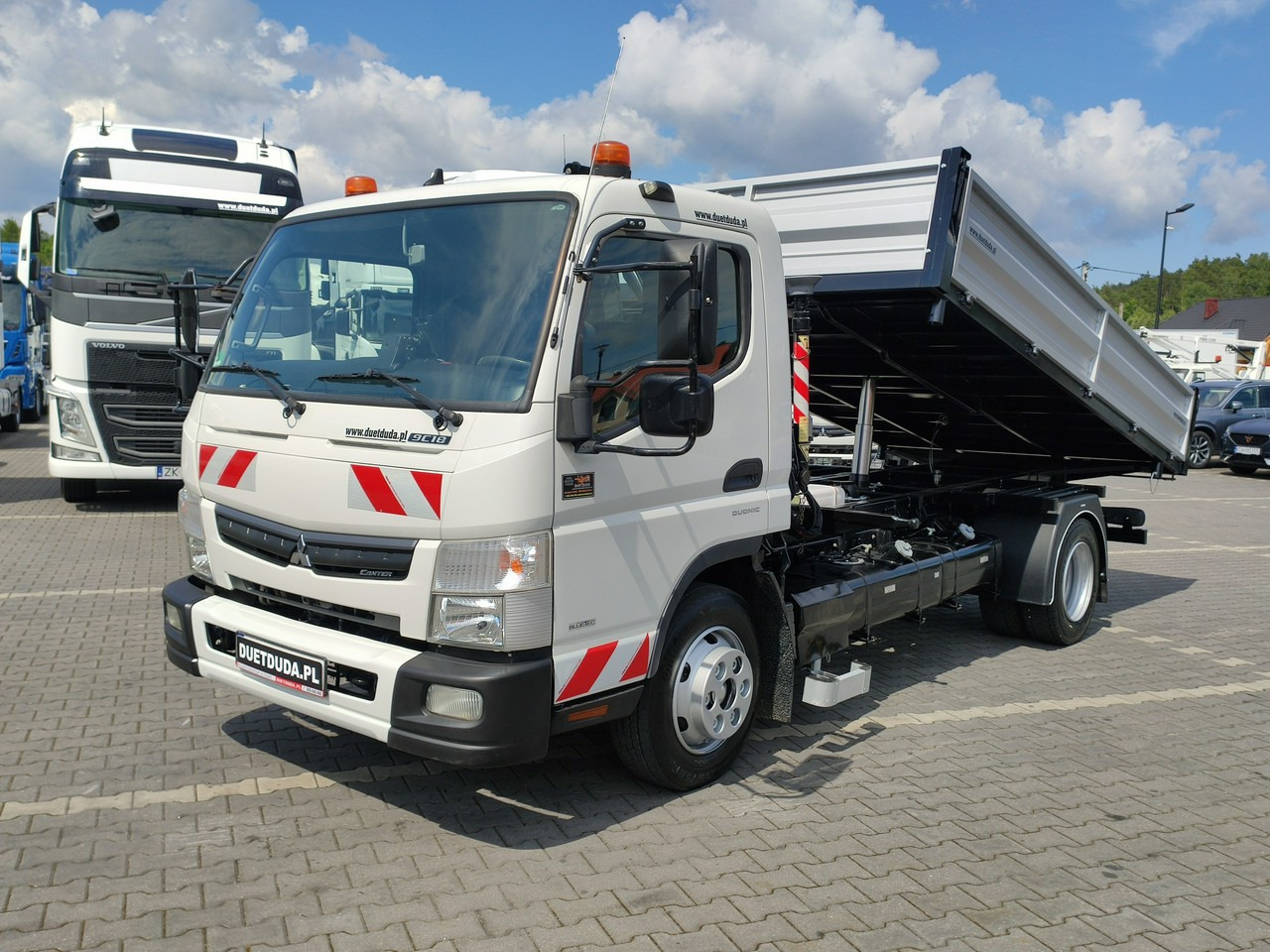 Mitsubishi Canter Fuso 9C18 3.0/180KM Automat, HDS FASSI F30 Wywrotka 3-str - Kiper, Kamion s kranom: slika Mitsubishi Canter Fuso 9C18 3.0/180KM Automat, HDS FASSI F30 Wywrotka 3-str - Kiper, Kamion s kranom Mitsubishi Canter Fuso 9C18 3.0/180KM Automat, HDS FASSI F30 Wywrotka 3-str - Kiper, Kamion s kranom: slika Mitsubishi Canter Fuso 9C18 3.0/180KM Automat, HDS FASSI F30 Wywrotka 3-str - Kiper, Kamion s kranom
