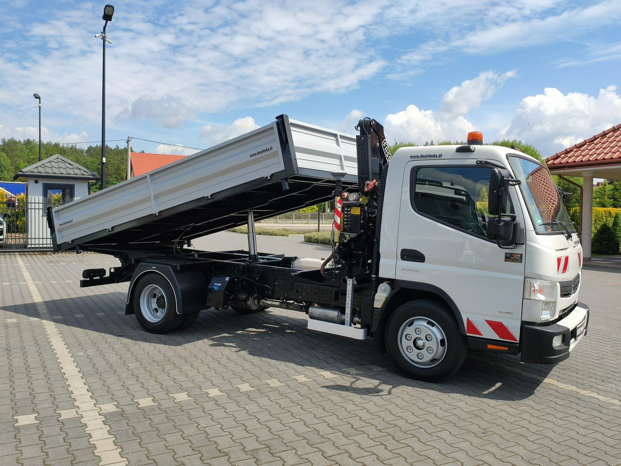 Kiper Mitsubishi Canter Fuso 9C18 3.0/180KM Automat, HDS FASSI F30 Wywrotka 3-str: slika Kiper Mitsubishi Canter Fuso 9C18 3.0/180KM Automat, HDS FASSI F30 Wywrotka 3-str Kiper Mitsubishi Canter Fuso 9C18 3.0/180KM Automat, HDS FASSI F30 Wywrotka 3-str: slika Kiper Mitsubishi Canter Fuso 9C18 3.0/180KM Automat, HDS FASSI F30 Wywrotka 3-str