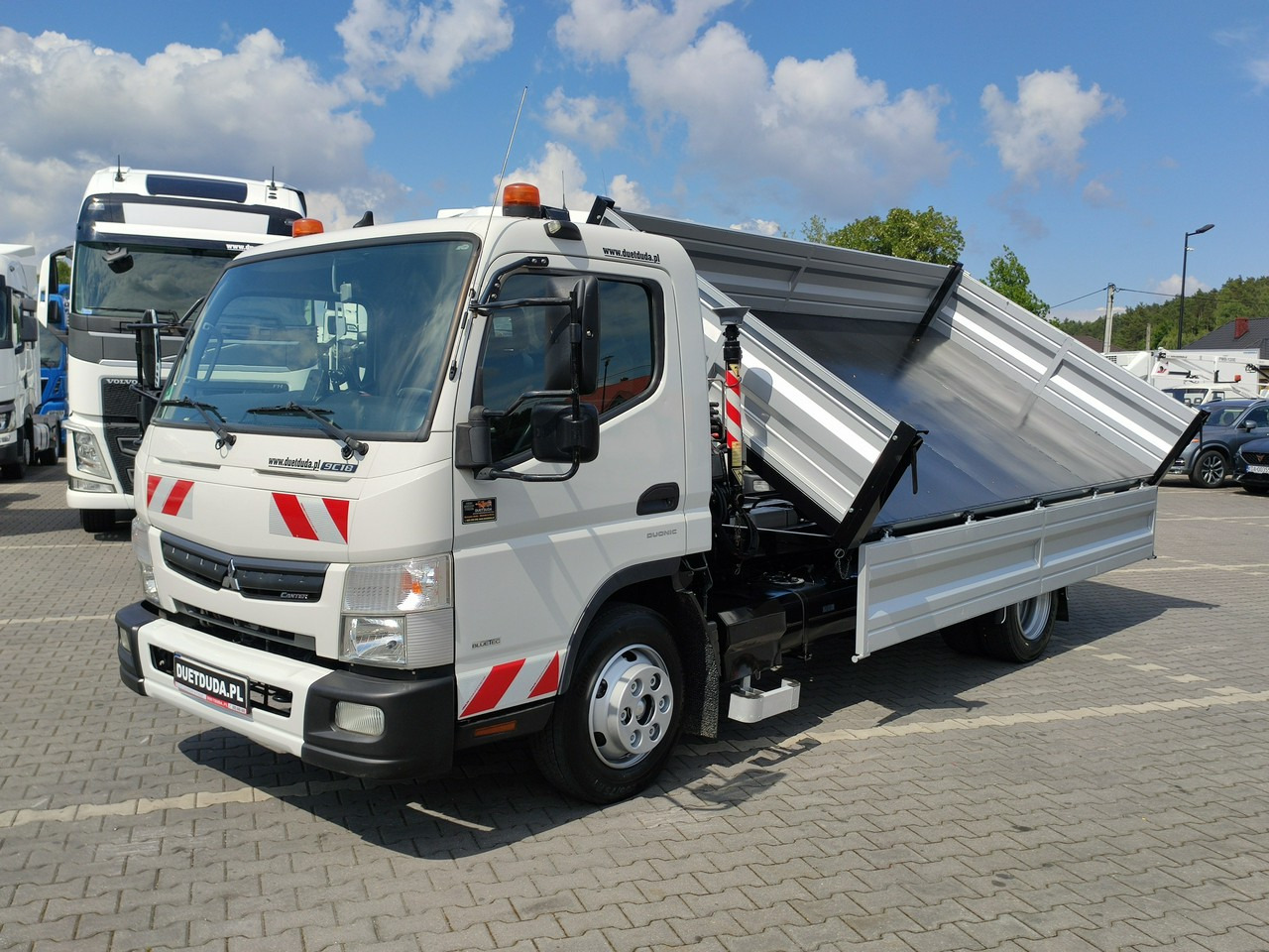 Mitsubishi Canter Fuso 9C18 3.0/180KM Automat, HDS FASSI F30 Wywrotka 3-str - Kiper, Kamion s kranom: slika Mitsubishi Canter Fuso 9C18 3.0/180KM Automat, HDS FASSI F30 Wywrotka 3-str - Kiper, Kamion s kranom Mitsubishi Canter Fuso 9C18 3.0/180KM Automat, HDS FASSI F30 Wywrotka 3-str - Kiper, Kamion s kranom: slika Mitsubishi Canter Fuso 9C18 3.0/180KM Automat, HDS FASSI F30 Wywrotka 3-str - Kiper, Kamion s kranom