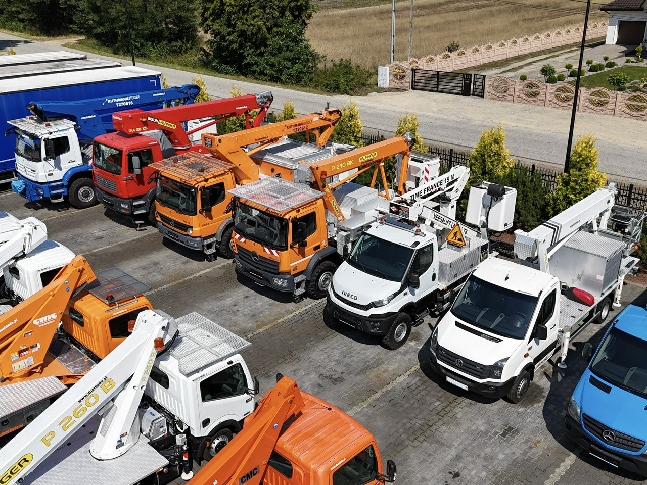 Nissan Zwyżka Podnośnik Koszowy 4X4 CABSTAR MAXITY SPRINTER - Podizna platforma montirana na kamion: slika Nissan Zwyżka Podnośnik Koszowy 4X4 CABSTAR MAXITY SPRINTER - Podizna platforma montirana na kamion Nissan Zwyżka Podnośnik Koszowy 4X4 CABSTAR MAXITY SPRINTER - Podizna platforma montirana na kamion: slika Nissan Zwyżka Podnośnik Koszowy 4X4 CABSTAR MAXITY SPRINTER - Podizna platforma montirana na kamion