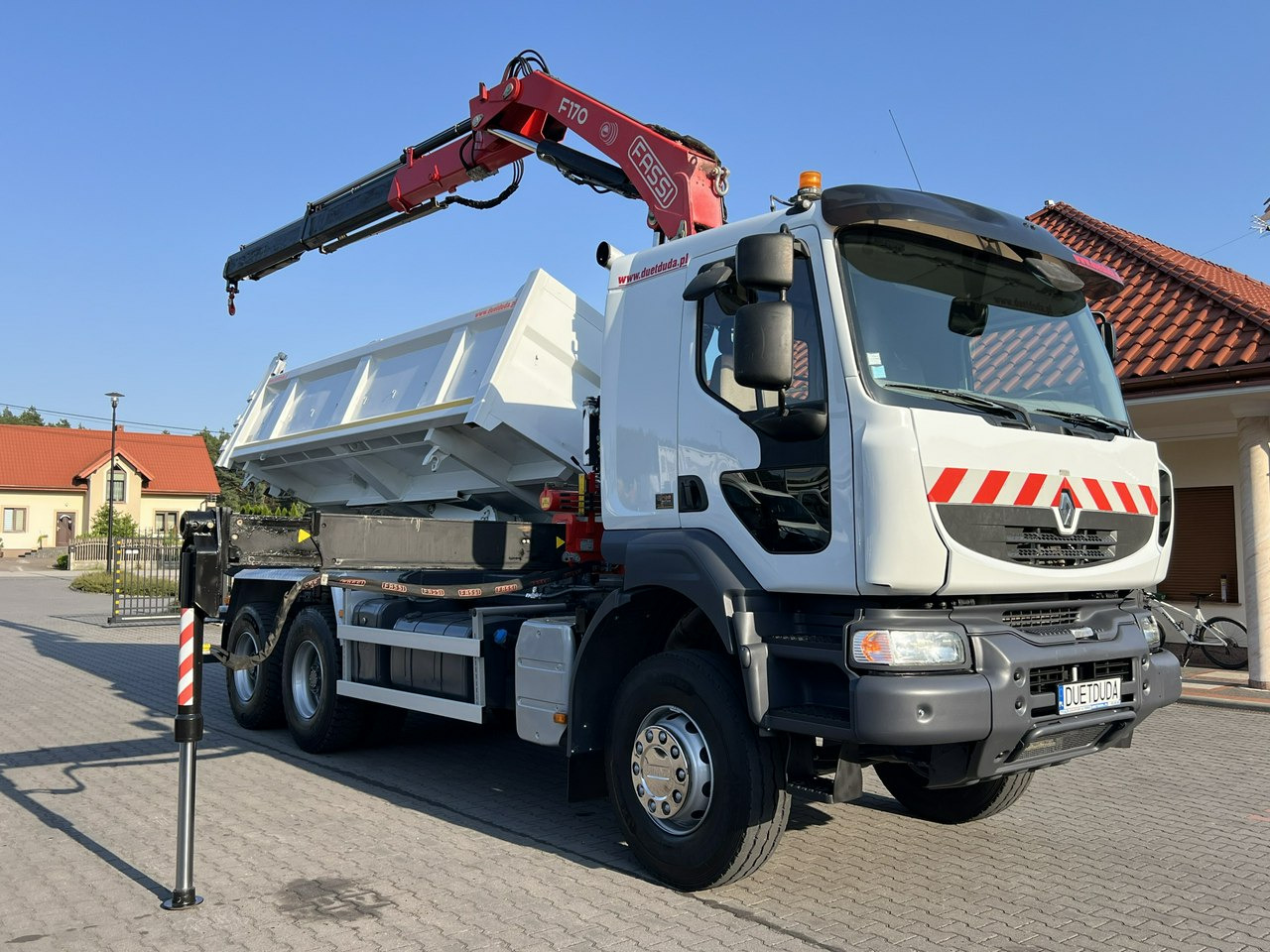 Renault Kerax 26.390 6x4 Mocny HDS FASSI F170 Sterowanie Radiowe - Kiper, Kamion s kranom: slika Renault Kerax 26.390 6x4 Mocny HDS FASSI F170 Sterowanie Radiowe - Kiper, Kamion s kranom Renault Kerax 26.390 6x4 Mocny HDS FASSI F170 Sterowanie Radiowe - Kiper, Kamion s kranom: slika Renault Kerax 26.390 6x4 Mocny HDS FASSI F170 Sterowanie Radiowe - Kiper, Kamion s kranom