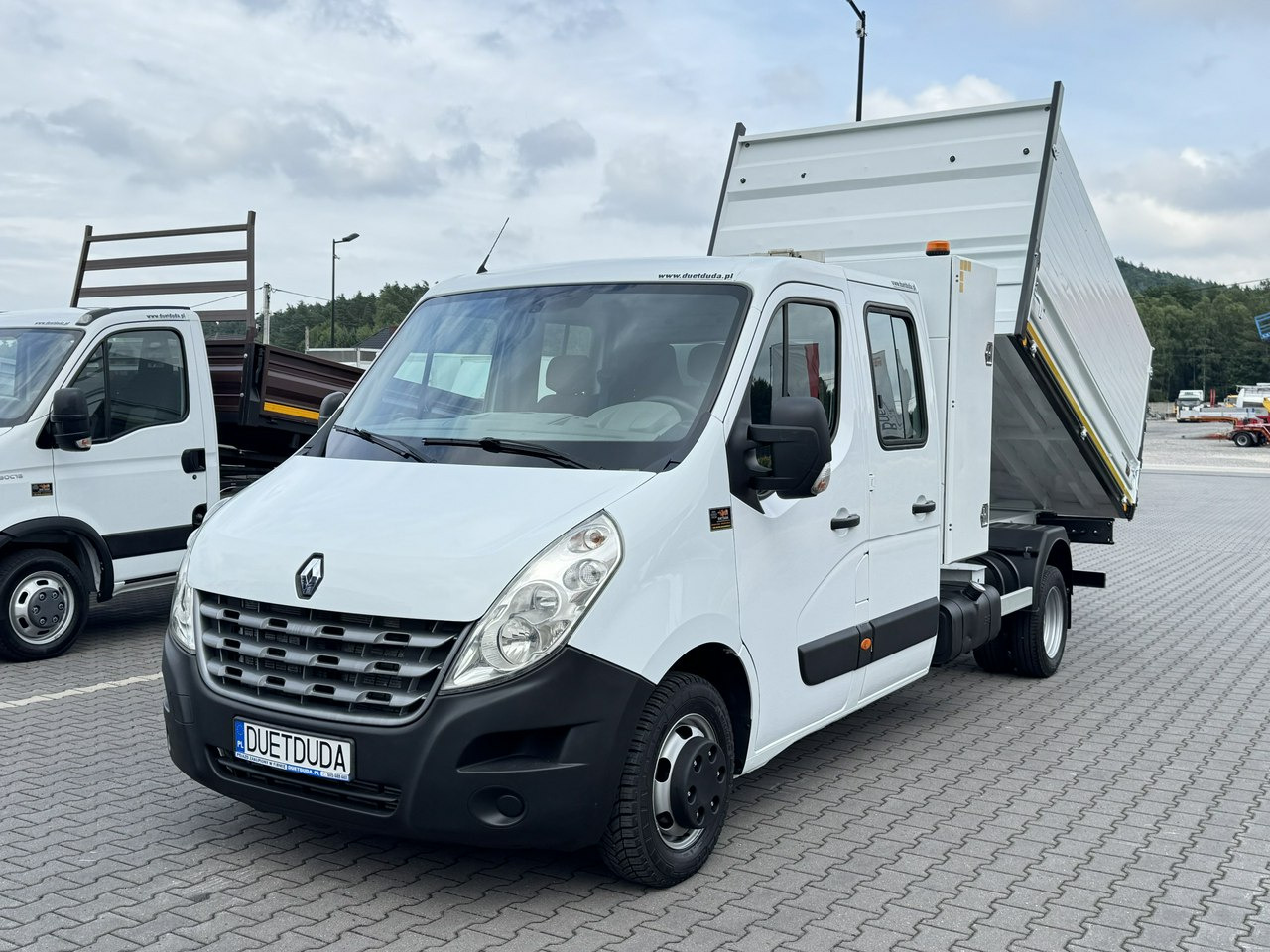 Renault Master - Mali kamion kiper: slika Renault Master - Mali kamion kiper Renault Master - Mali kamion kiper: slika Renault Master - Mali kamion kiper