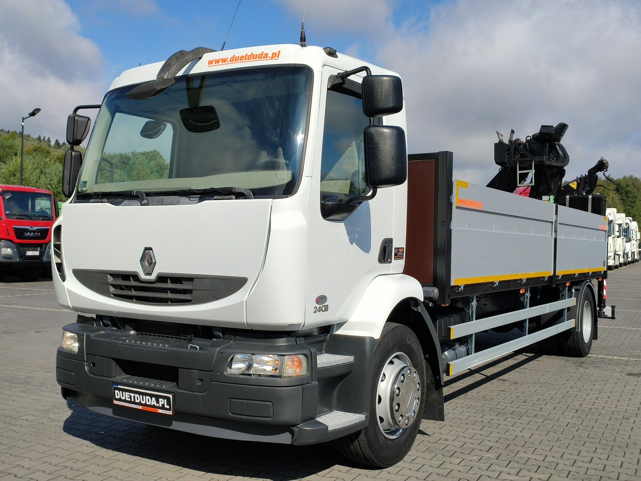Renault Midlum 180.240DXI + HDS HYVA HB170E2 Udzwig 3.6Tony - Kamion s otvorenim sandukom, Kamion s kranom: slika Renault Midlum 180.240DXI + HDS HYVA HB170E2 Udzwig 3.6Tony - Kamion s otvorenim sandukom, Kamion s kranom Renault Midlum 180.240DXI + HDS HYVA HB170E2 Udzwig 3.6Tony - Kamion s otvorenim sandukom, Kamion s kranom: slika Renault Midlum 180.240DXI + HDS HYVA HB170E2 Udzwig 3.6Tony - Kamion s otvorenim sandukom, Kamion s kranom