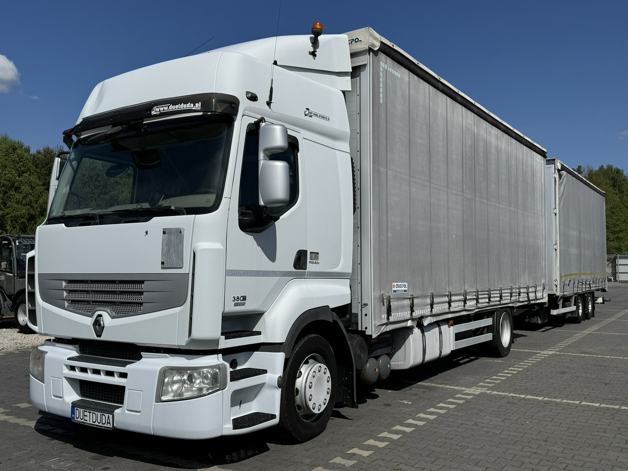 Renault Premium 380 DXi Euro 5 Firana 19 Palet Dach Zsuwany 18ton DMC - Kamion s ceradom: slika Renault Premium 380 DXi Euro 5 Firana 19 Palet Dach Zsuwany 18ton DMC - Kamion s ceradom Renault Premium 380 DXi Euro 5 Firana 19 Palet Dach Zsuwany 18ton DMC - Kamion s ceradom: slika Renault Premium 380 DXi Euro 5 Firana 19 Palet Dach Zsuwany 18ton DMC - Kamion s ceradom