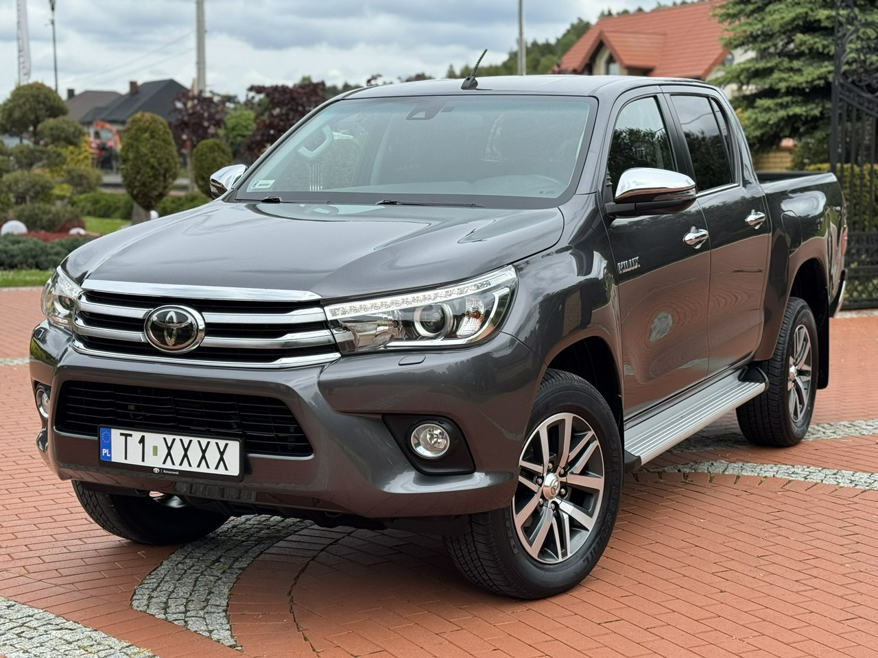 Toyota Hilux - Pick-up: slika Toyota Hilux - Pick-up Toyota Hilux - Pick-up: slika Toyota Hilux - Pick-up