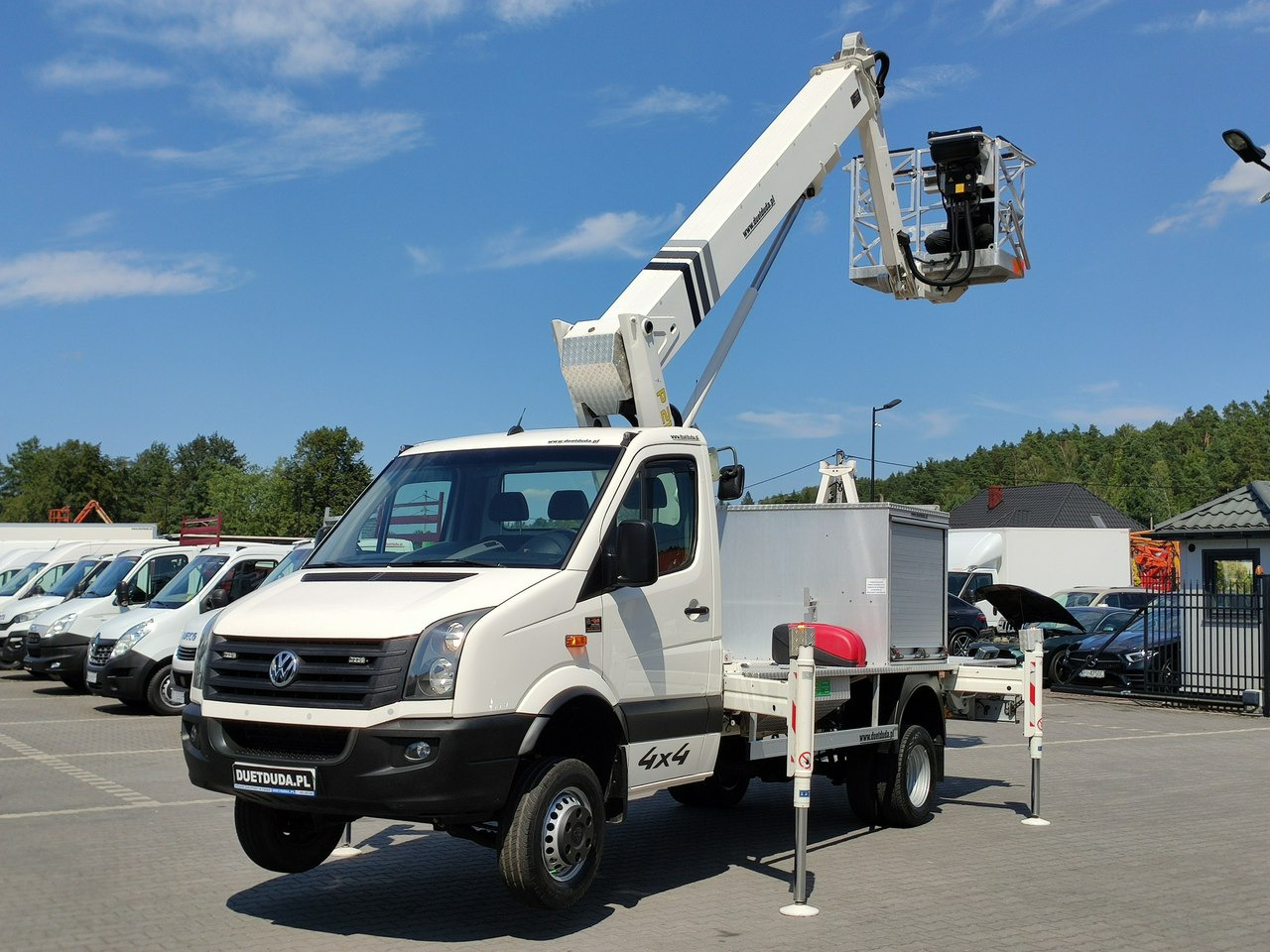 Volkswagen Crafter - Podizna platforma montirana na kamion: slika Volkswagen Crafter - Podizna platforma montirana na kamion Volkswagen Crafter - Podizna platforma montirana na kamion: slika Volkswagen Crafter - Podizna platforma montirana na kamion