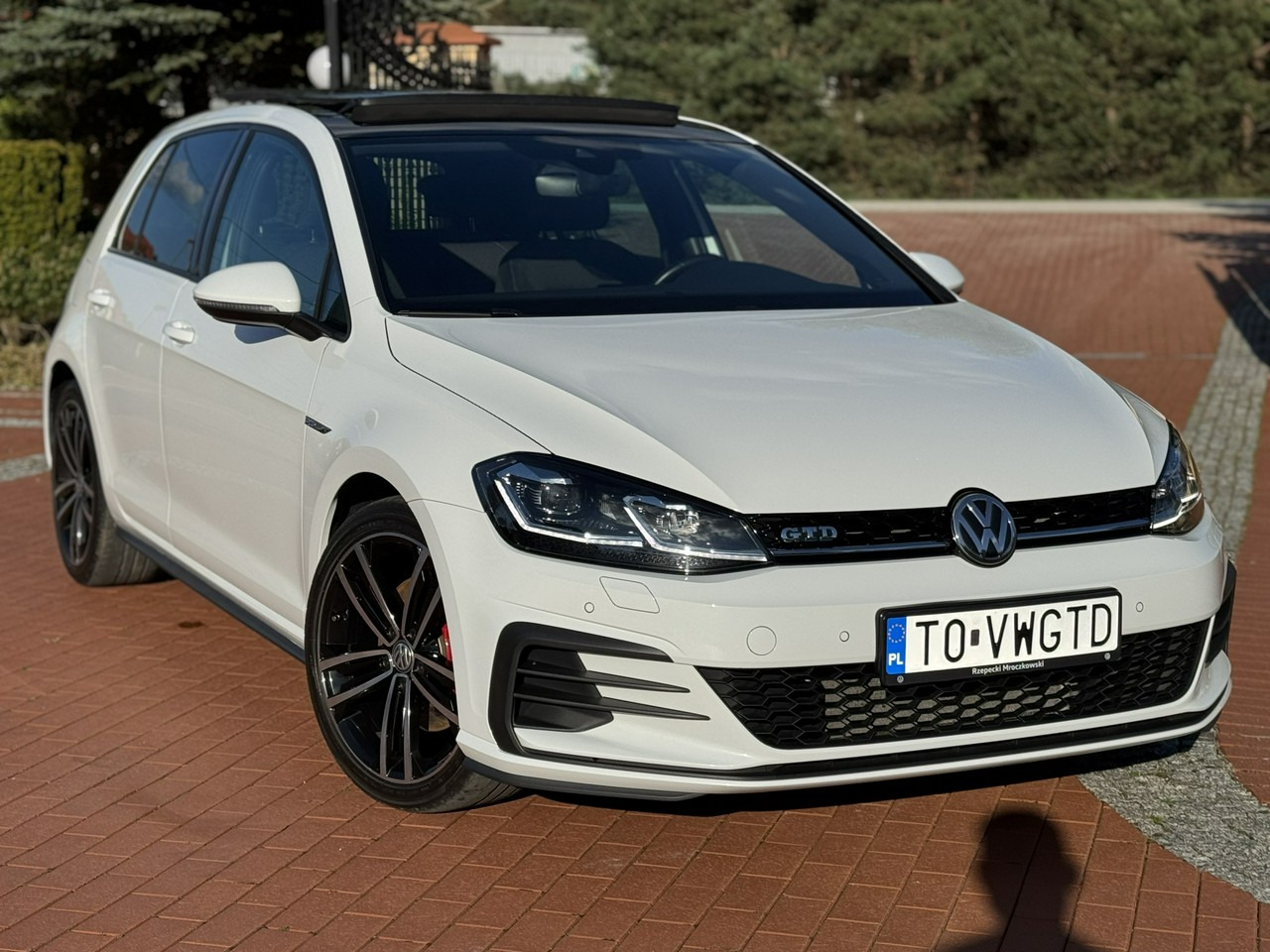 Volkswagen Golf - Hatchback: slika Volkswagen Golf - Hatchback Volkswagen Golf - Hatchback: slika Volkswagen Golf - Hatchback