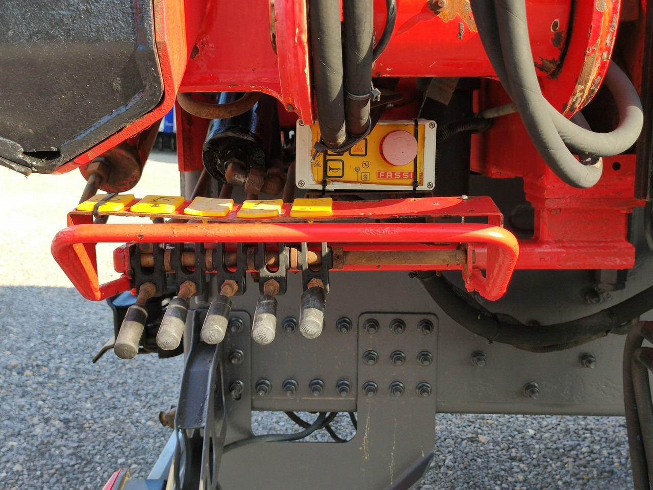 Kamion s otvorenim sandukom, Kamion s kranom Volvo FM 440 6x4 HDS FASSI F170 Składany w Literę Z: slika Kamion s otvorenim sandukom, Kamion s kranom Volvo FM 440 6x4 HDS FASSI F170 Składany w Literę Z