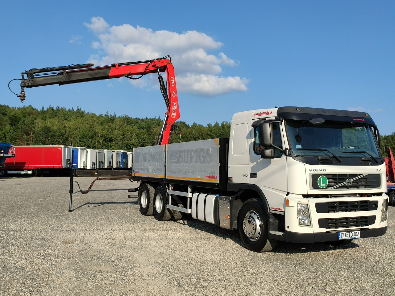 Kamion s otvorenim sandukom, Kamion s kranom Volvo FM 440 6x4 HDS FASSI F170 Składany w Literę Z: slika Kamion s otvorenim sandukom, Kamion s kranom Volvo FM 440 6x4 HDS FASSI F170 Składany w Literę Z
