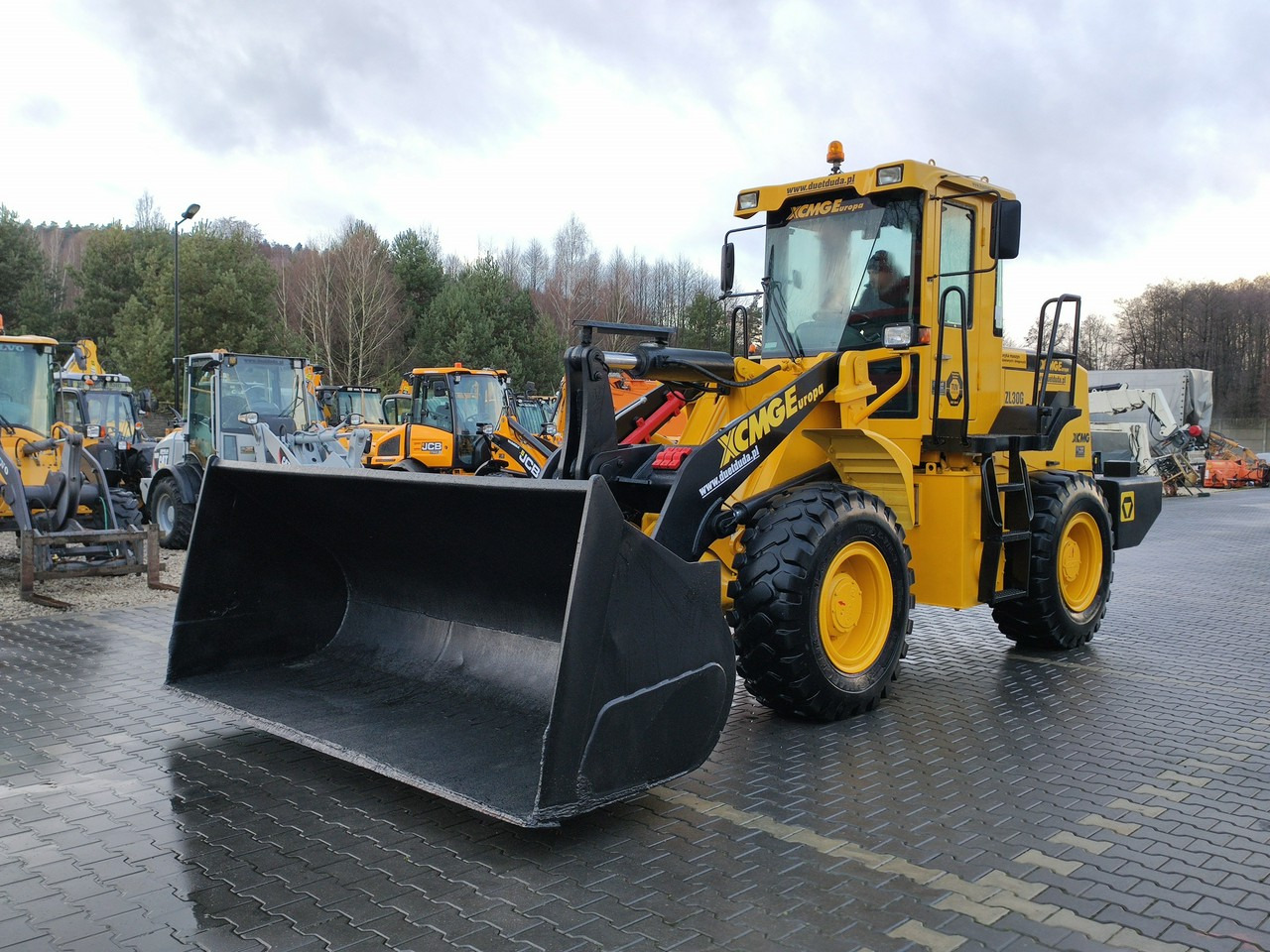 XCMG ZL 30G Centralne smarowanie Klimatyzacja 10T Super Stan !!! - Utovarivač na kotačima: slika XCMG ZL 30G Centralne smarowanie Klimatyzacja 10T Super Stan !!! - Utovarivač na kotačima XCMG ZL 30G Centralne smarowanie Klimatyzacja 10T Super Stan !!! - Utovarivač na kotačima: slika XCMG ZL 30G Centralne smarowanie Klimatyzacja 10T Super Stan !!! - Utovarivač na kotačima