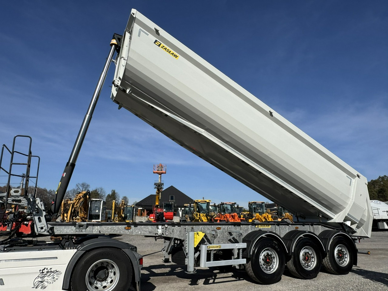 Zasław D-653A Mulda Stalowa Hardox 30m - Kiper poluprikolica: slika Zasław D-653A Mulda Stalowa Hardox 30m - Kiper poluprikolica Zasław D-653A Mulda Stalowa Hardox 30m - Kiper poluprikolica: slika Zasław D-653A Mulda Stalowa Hardox 30m - Kiper poluprikolica
