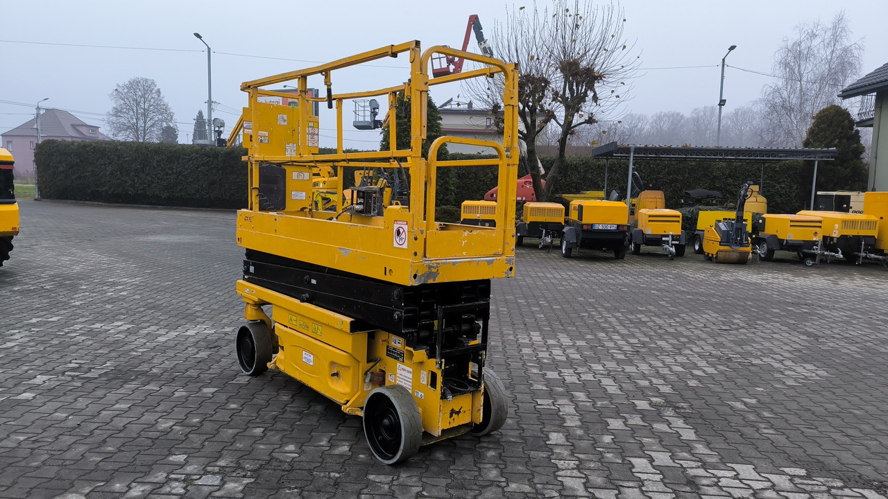 JLG 2030 ES - Škarasta podizna platforma: slika JLG 2030 ES - Škarasta podizna platforma JLG 2030 ES - Škarasta podizna platforma: slika JLG 2030 ES - Škarasta podizna platforma