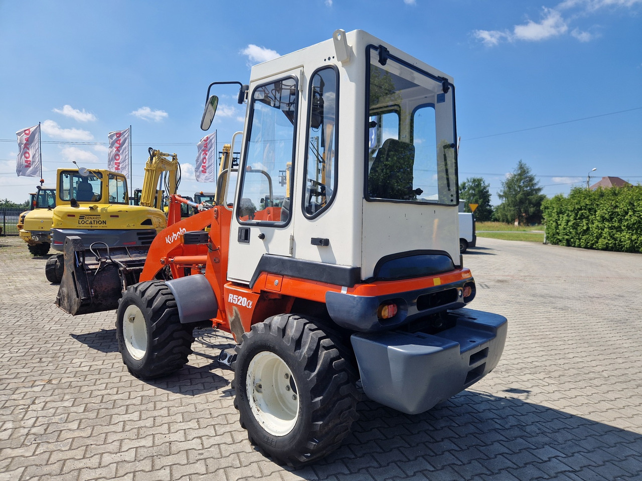 KUBOTA R520N - Utovarivač na kotačima: slika KUBOTA R520N - Utovarivač na kotačima KUBOTA R520N - Utovarivač na kotačima: slika KUBOTA R520N - Utovarivač na kotačima