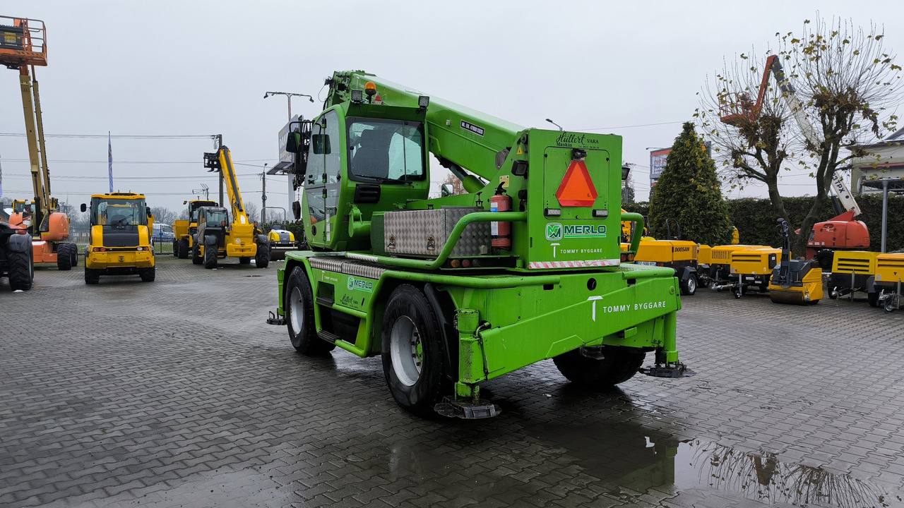 MERLO ROTO 45.21 MCSS - Teleskopski utovarivač na kotačima: slika MERLO ROTO 45.21 MCSS - Teleskopski utovarivač na kotačima MERLO ROTO 45.21 MCSS - Teleskopski utovarivač na kotačima: slika MERLO ROTO 45.21 MCSS - Teleskopski utovarivač na kotačima