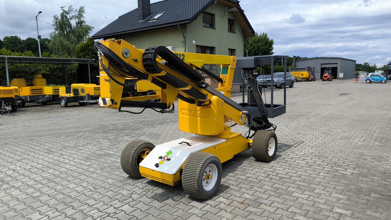 NIFTYLIFT HR 12 NE - Zglobni krak: slika NIFTYLIFT HR 12 NE - Zglobni krak NIFTYLIFT HR 12 NE - Zglobni krak: slika NIFTYLIFT HR 12 NE - Zglobni krak