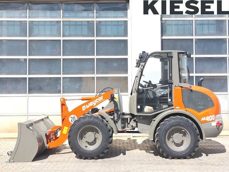 Atlas AR 400 - Mini utovarivač: slika Atlas AR 400 - Mini utovarivač Atlas AR 400 - Mini utovarivač: slika Atlas AR 400 - Mini utovarivač