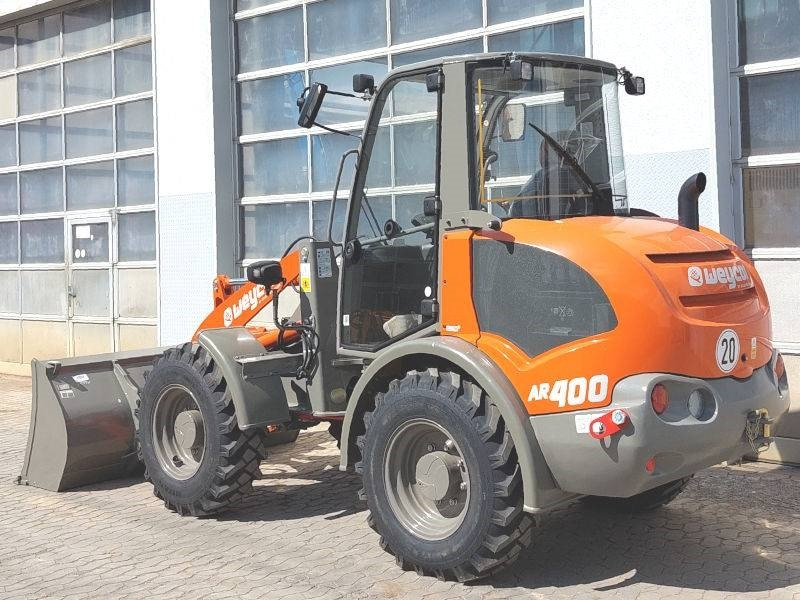 Atlas AR 400 - Mini utovarivač: slika Atlas AR 400 - Mini utovarivač Atlas AR 400 - Mini utovarivač: slika Atlas AR 400 - Mini utovarivač