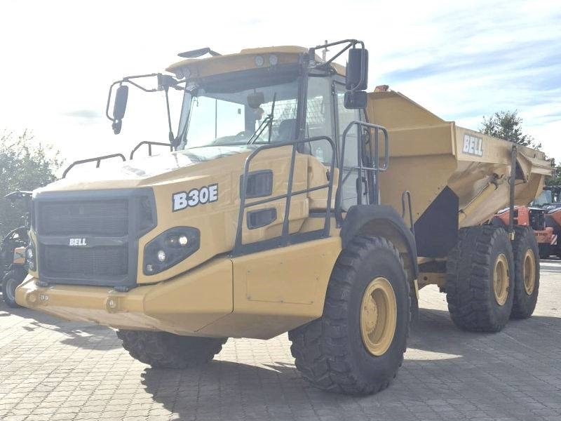Bell B 30 E - Zglobni istovarivač: slika Bell B 30 E - Zglobni istovarivač Bell B 30 E - Zglobni istovarivač: slika Bell B 30 E - Zglobni istovarivač