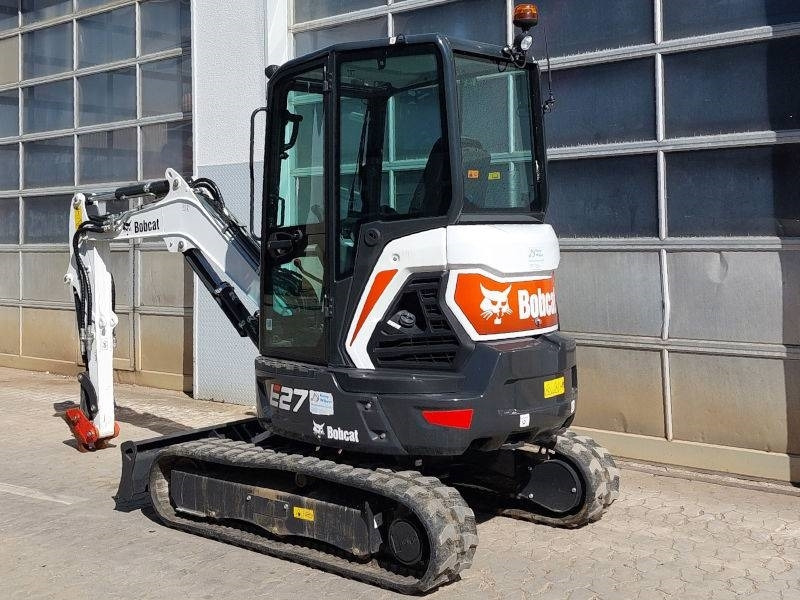 Bobcat E 27 - Mini bager: slika Bobcat E 27 - Mini bager Bobcat E 27 - Mini bager: slika Bobcat E 27 - Mini bager